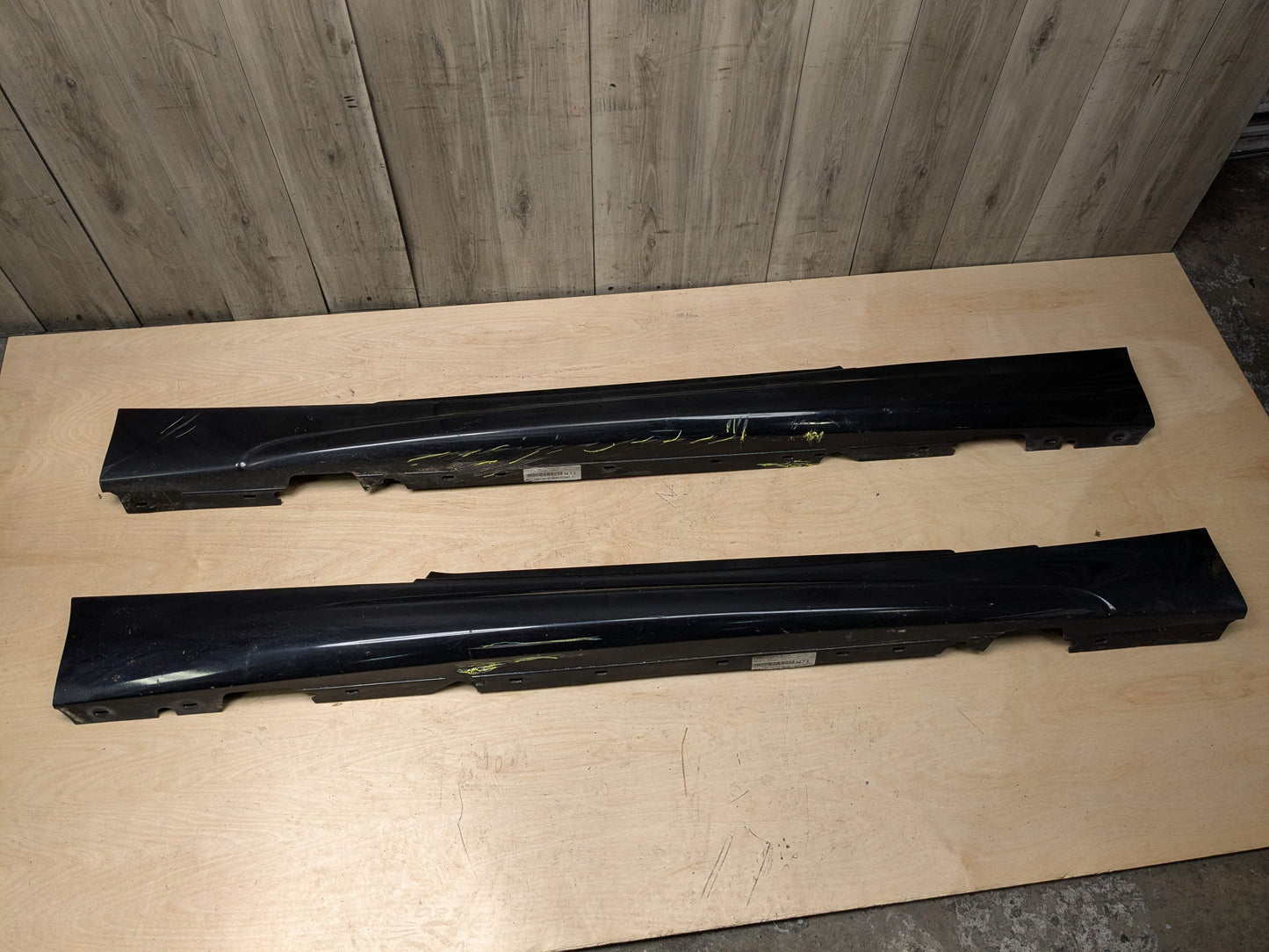 OEM BMW E82 E88 128 135 M SPORT Left Right Side Skirt Rocker Panel Black 668