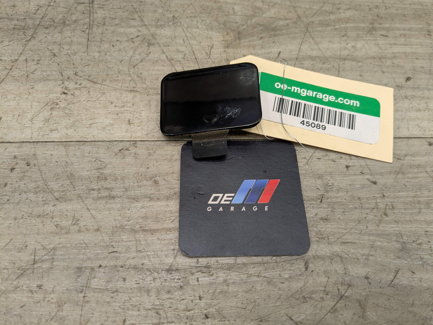 OEM BMW E82 E88 128 135 Rear Bumper M SPORT Tow Hook Cover Eye Trim