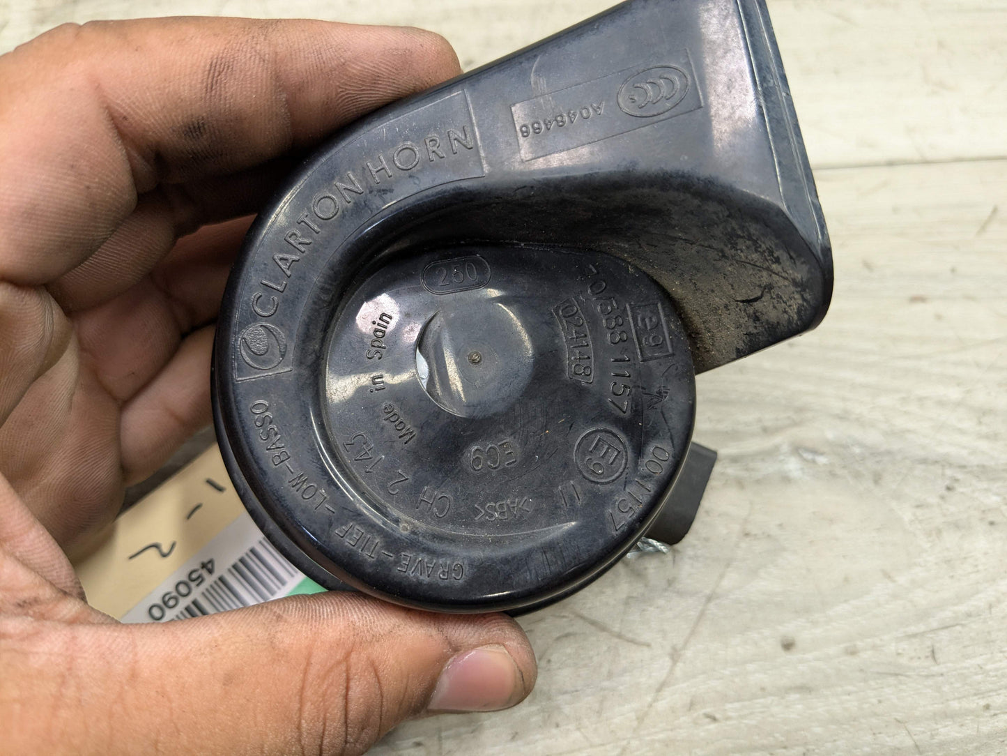 08-13 OEM BMW E82 E88 128i 135i Left Right Horn Signal Low Tone Pitch PAIR