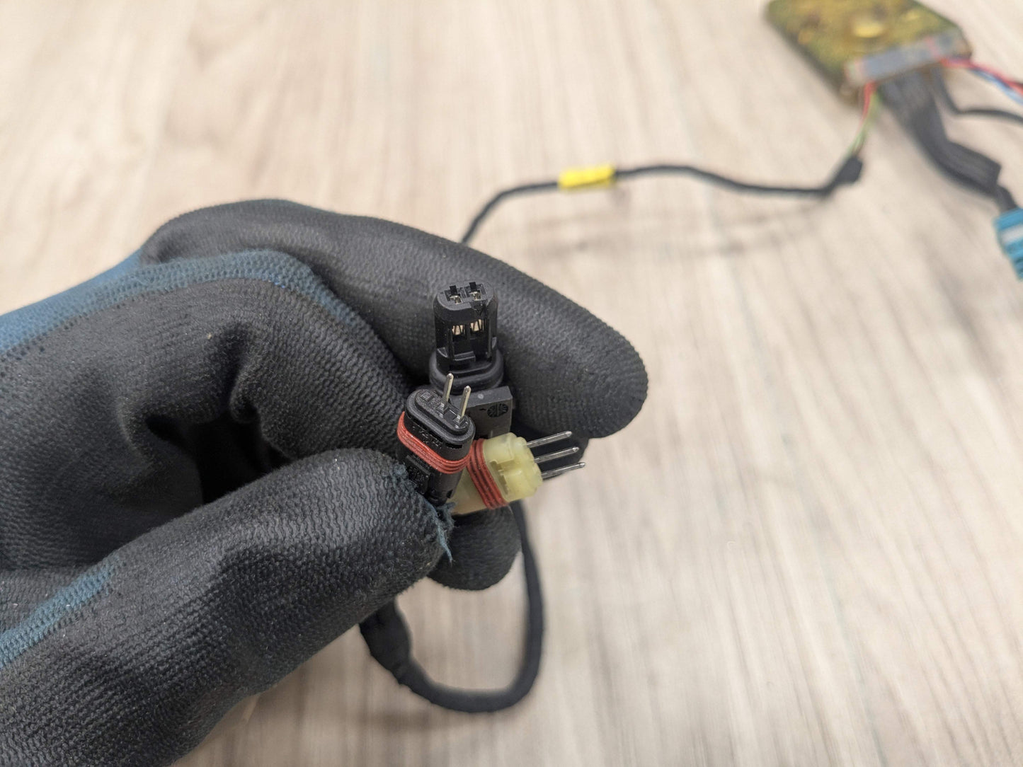 19-25 OEM BMW G20 330 M340 Right Passenger Side Mirror Electronics Harness