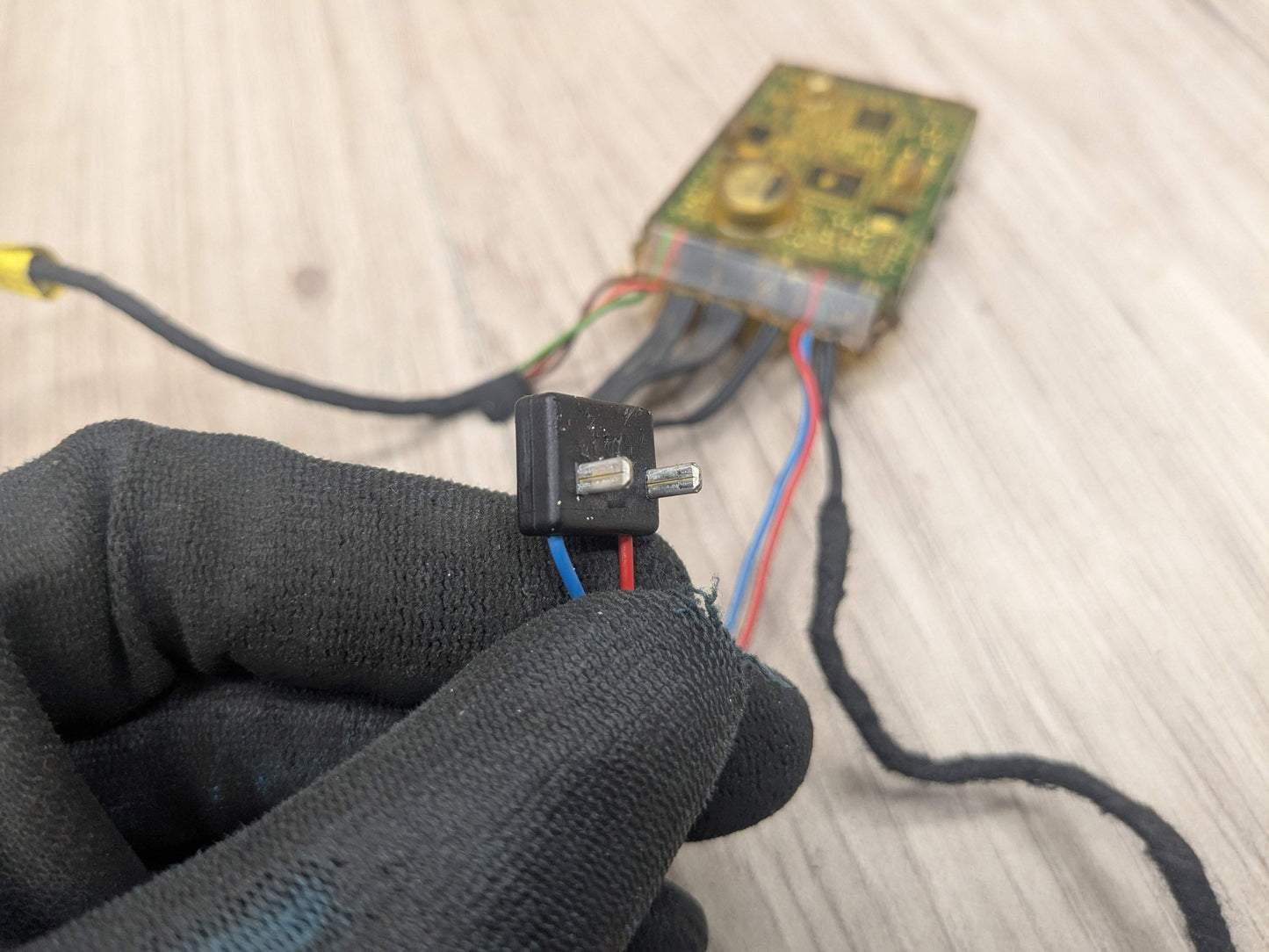 19-25 OEM BMW G20 330 M340 Right Passenger Side Mirror Electronics Harness