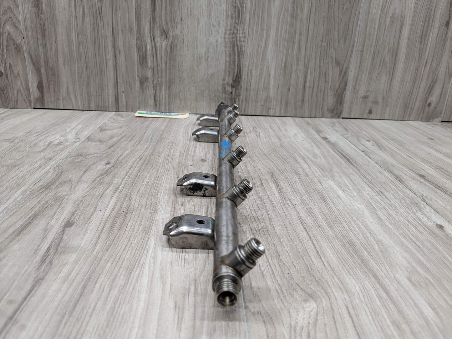 OEM BMW E88 E92 E93 F01 F02 N54 Engine High Pressure Fuel Injector Line Rail