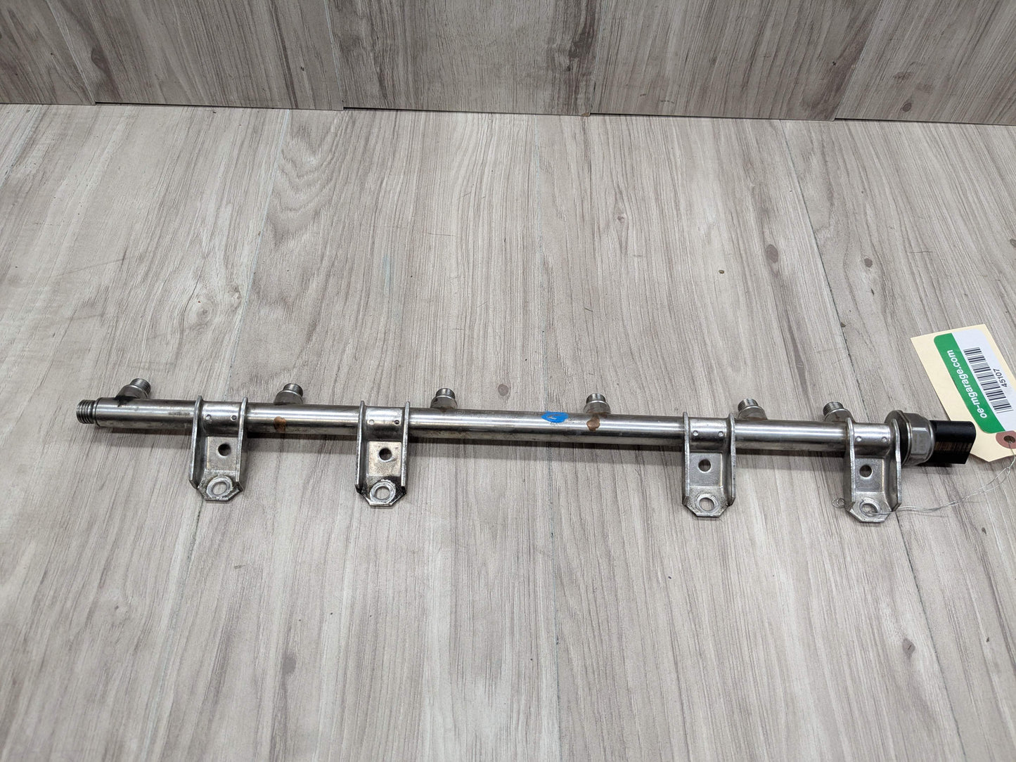 OEM BMW E88 E92 E93 F01 F02 N54 Engine High Pressure Fuel Injector Line Rail