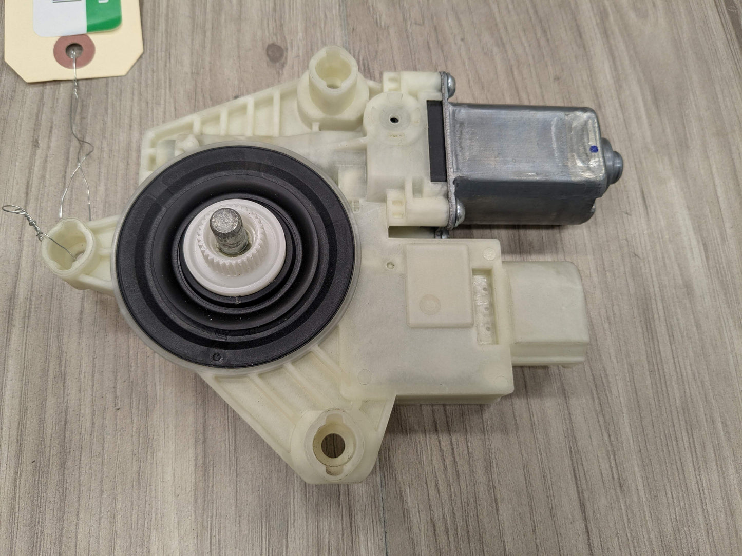 OEM BMW F90 G01 G12* G30 X3 X5 Front Right Passenger Door Window Regulator Motor