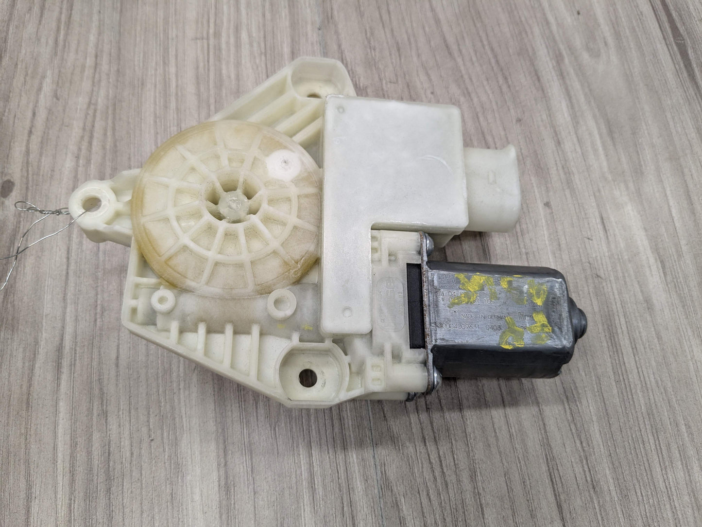 OEM BMW F90 G01 G12* G30 X3 X5 Front Right Passenger Door Window Regulator Motor