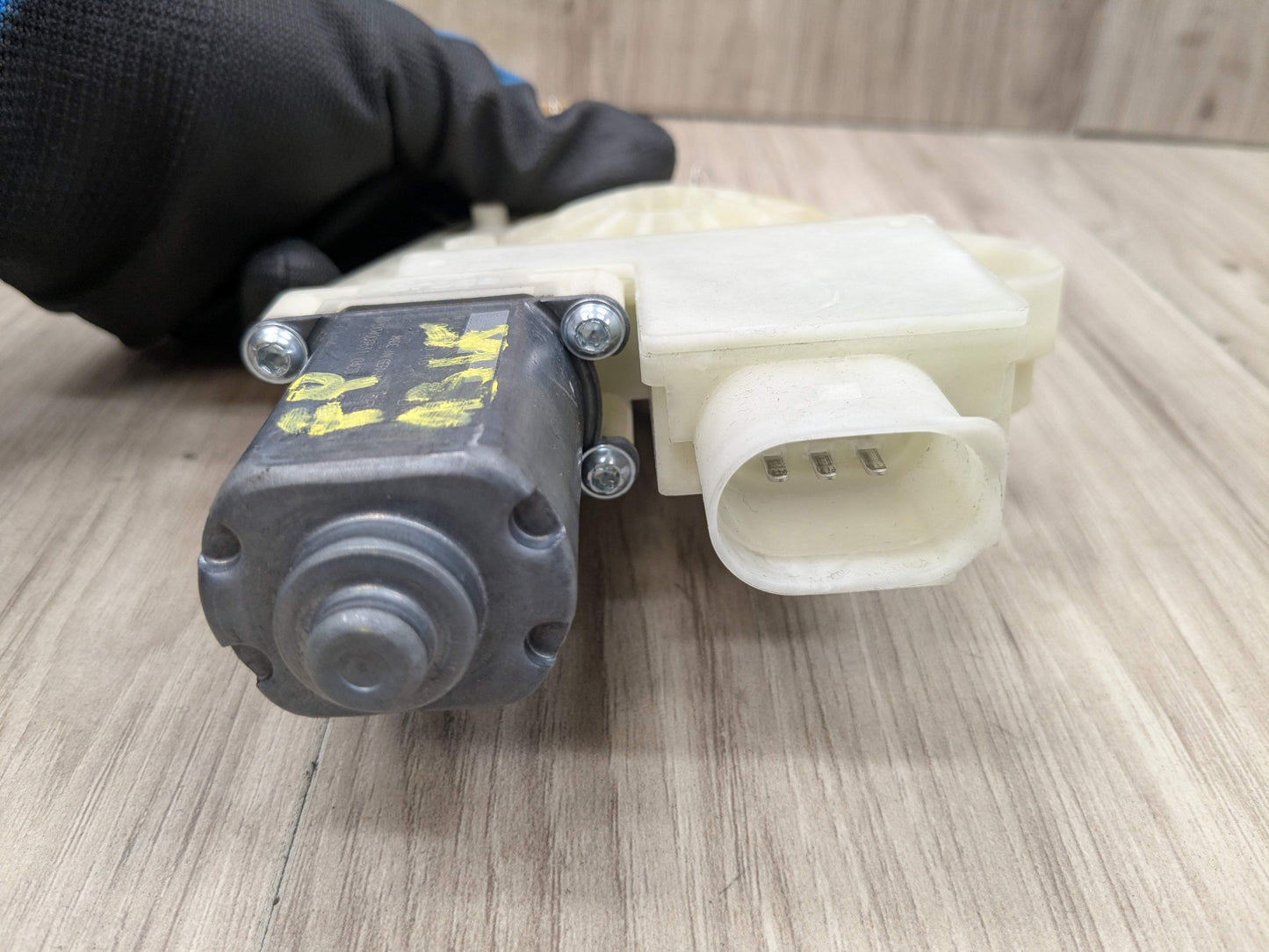 OEM BMW F90 G01 G12* G30 X3 X5 Front Right Passenger Door Window Regulator Motor