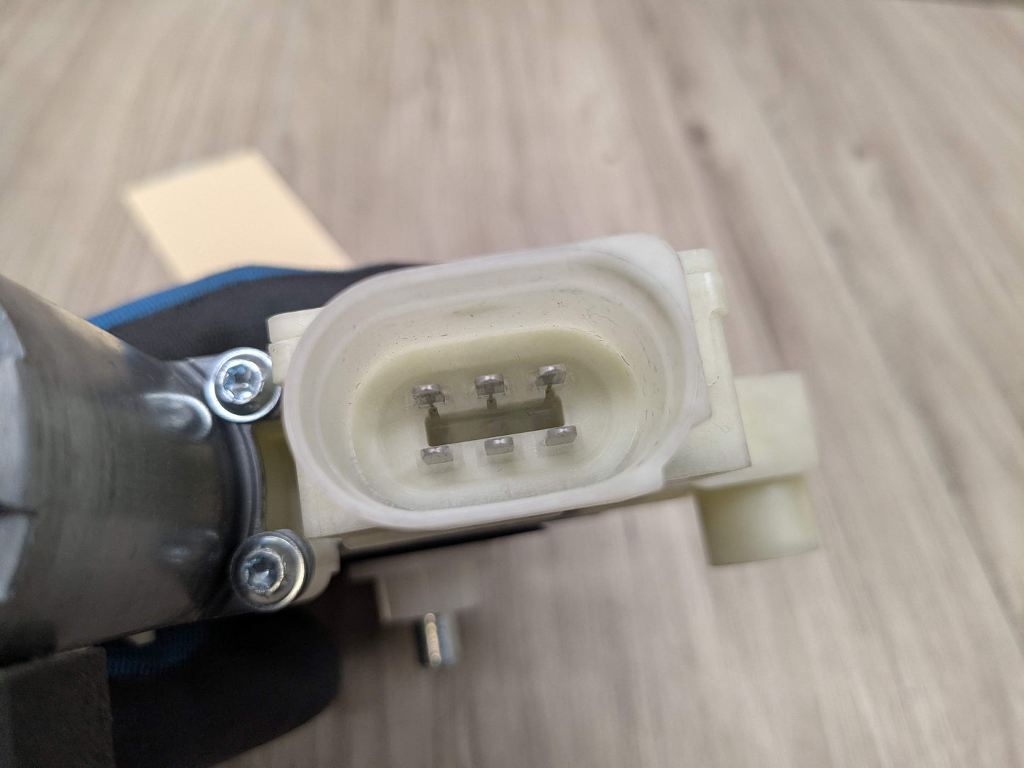 OEM BMW F90 F97 G01 G02 G30 X3 M5 Rear Left Driver Door Window Regulator Motor