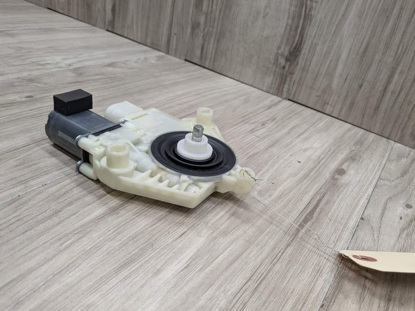 OEM BMW F90 F97 G01 G02 G30 X3 M5 Rear Left Driver Door Window Regulator Motor