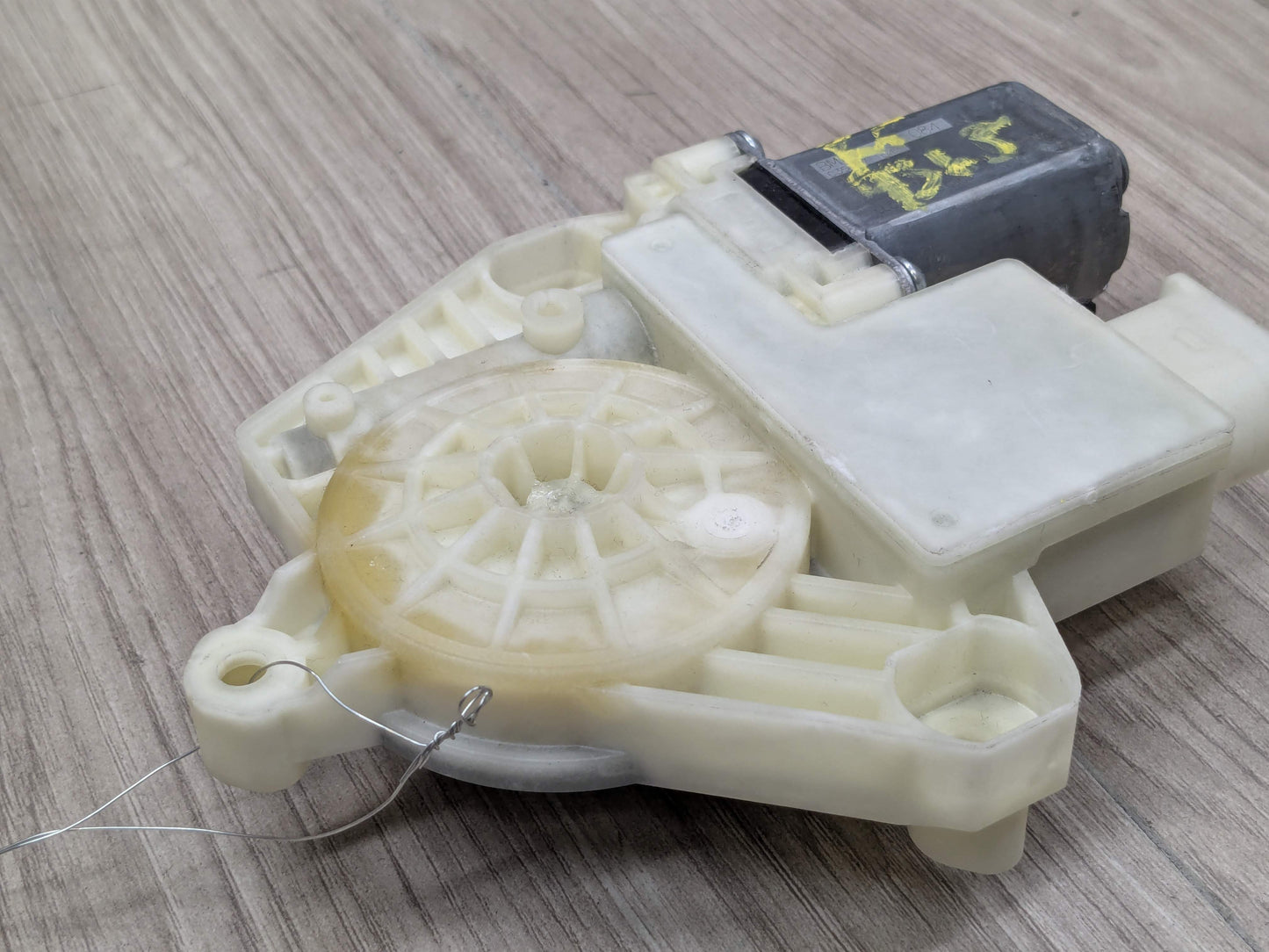 OEM BMW F90 F97 G01 G30 X3 M5 Rear Right Passenger Door Window Regulator Motor