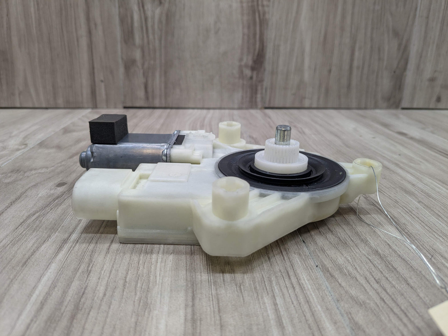 OEM BMW F90 F97 G01 G30 X3 M5 Rear Right Passenger Door Window Regulator Motor