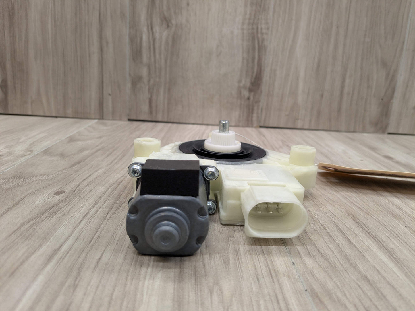 OEM BMW F90 F97 G01 G30 X3 M5 Rear Right Passenger Door Window Regulator Motor