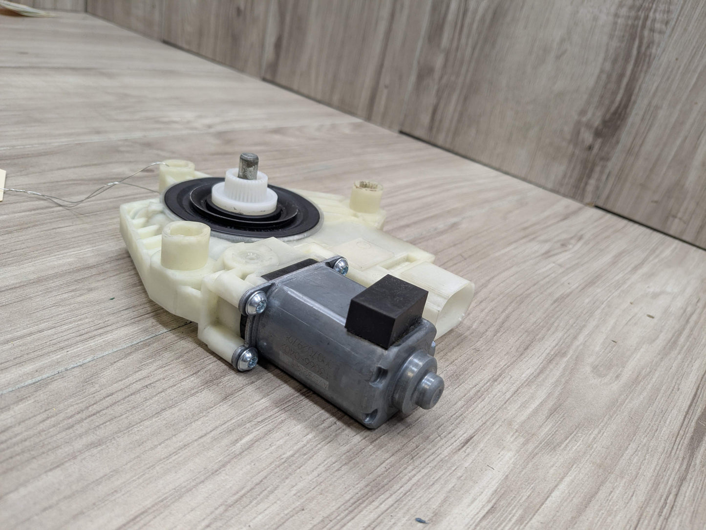 OEM BMW F90 F97 G01 G12* G30 X3 X5 Front Left Driver Door Window Regulator Motor