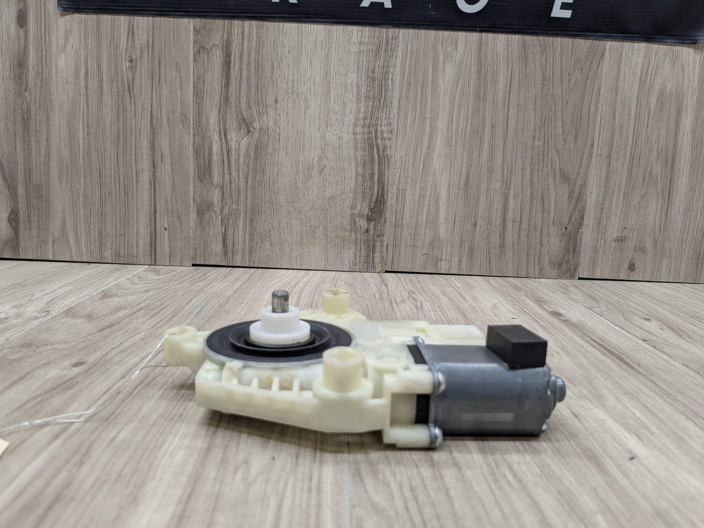 OEM BMW F90 F97 G01 G12* G30 X3 X5 Front Left Driver Door Window Regulator Motor