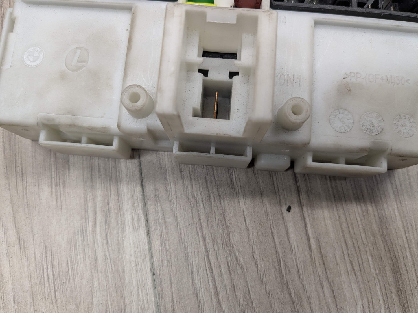 OEM BMW F30 F32 F36 F80 F82 F83 M3 M4 Body Control Junction Box Module FEM