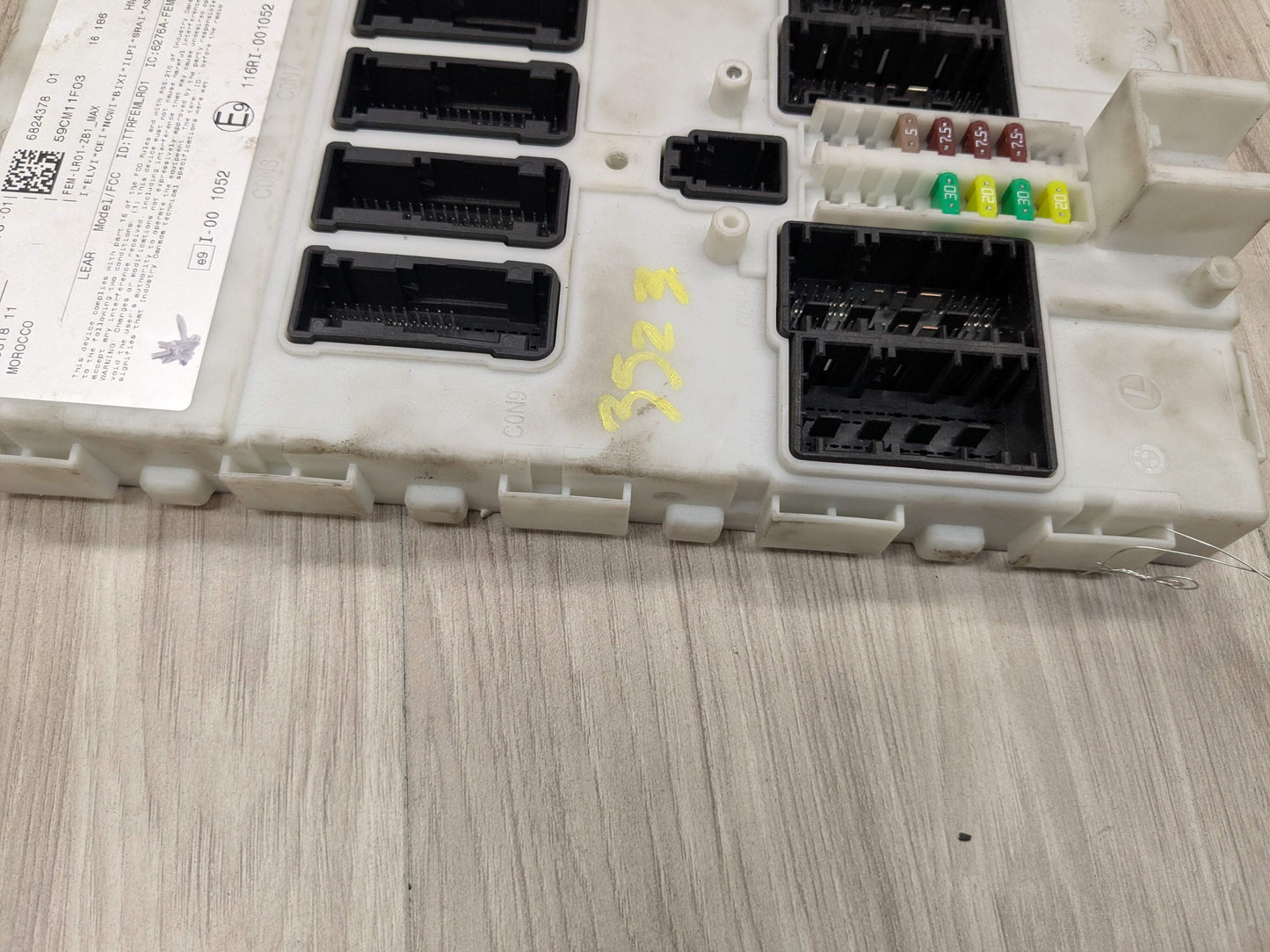 OEM BMW F30 F32 F36 F80 F82 F83 M3 M4 Body Control Junction Box Module FEM