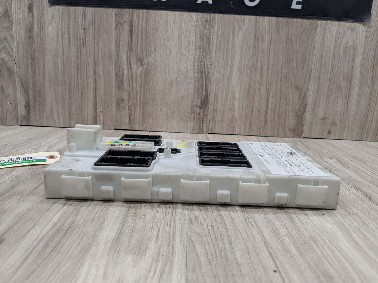 OEM BMW F30 F32 F36 F80 F82 F83 M3 M4 Body Control Junction Box Module FEM