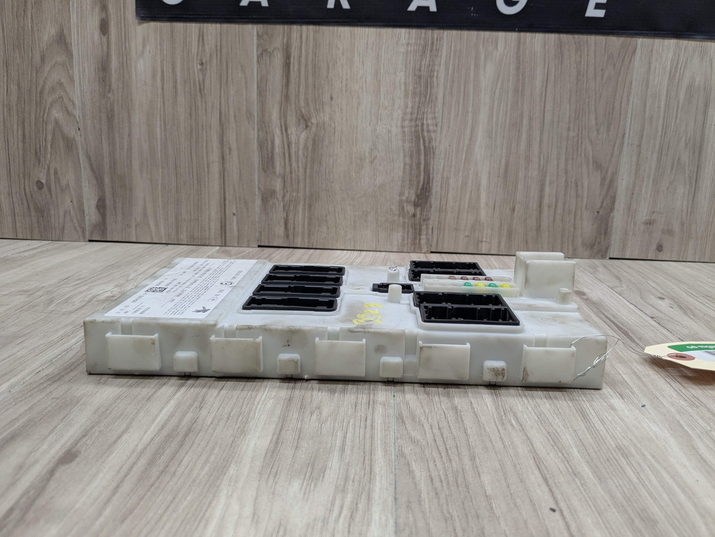 OEM BMW F30 F32 F36 F80 F82 F83 M3 M4 Body Control Junction Box Module FEM