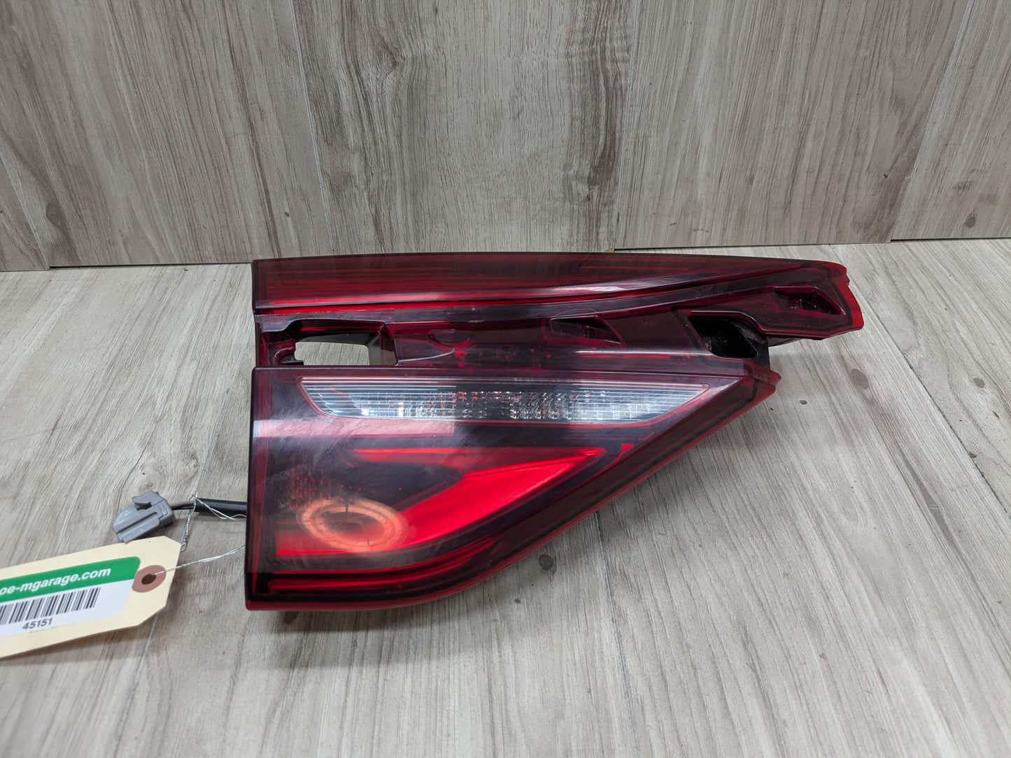 18-21 OEM BUICK Enclave Rear Left Driver Side Inner Stop Lamp Tail Light