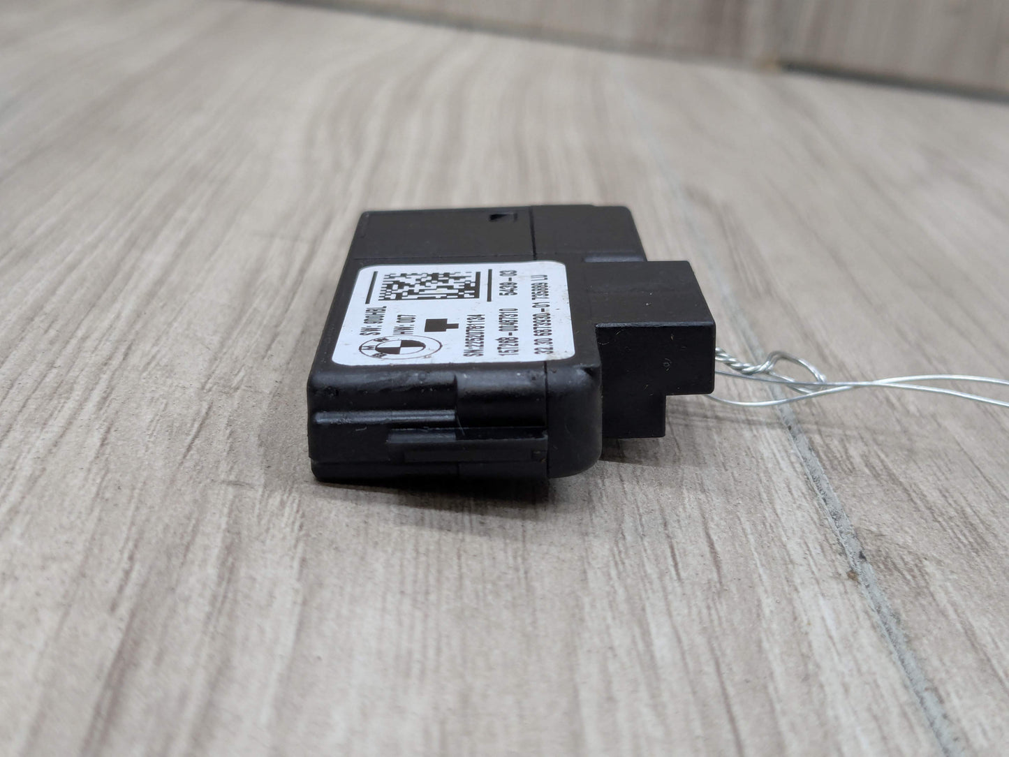 16-19 OEM BMW F90 G11 G12 740 750 Steering Wheel Touch Detection Control Module