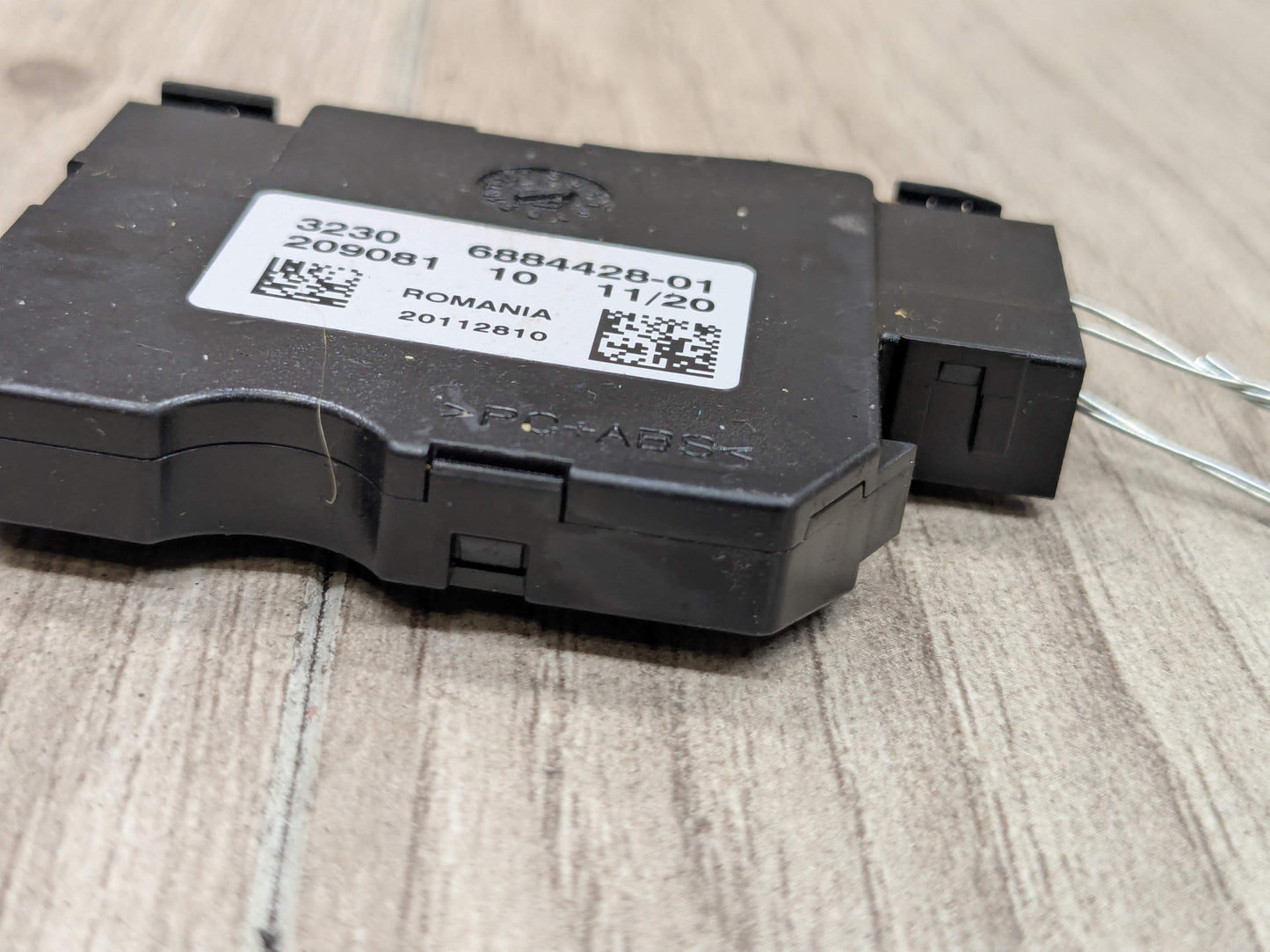 OEM BMW G05 G06 G07 G12 G30 X5 Steering Wheel Vibration Module