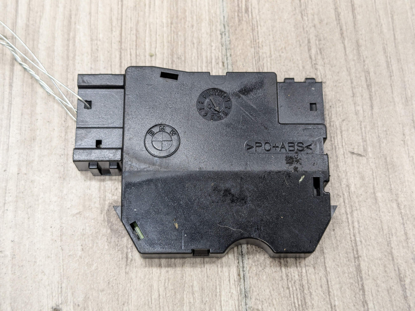 OEM BMW G05 G06 G07 G12 G30 X5 Steering Wheel Vibration Module