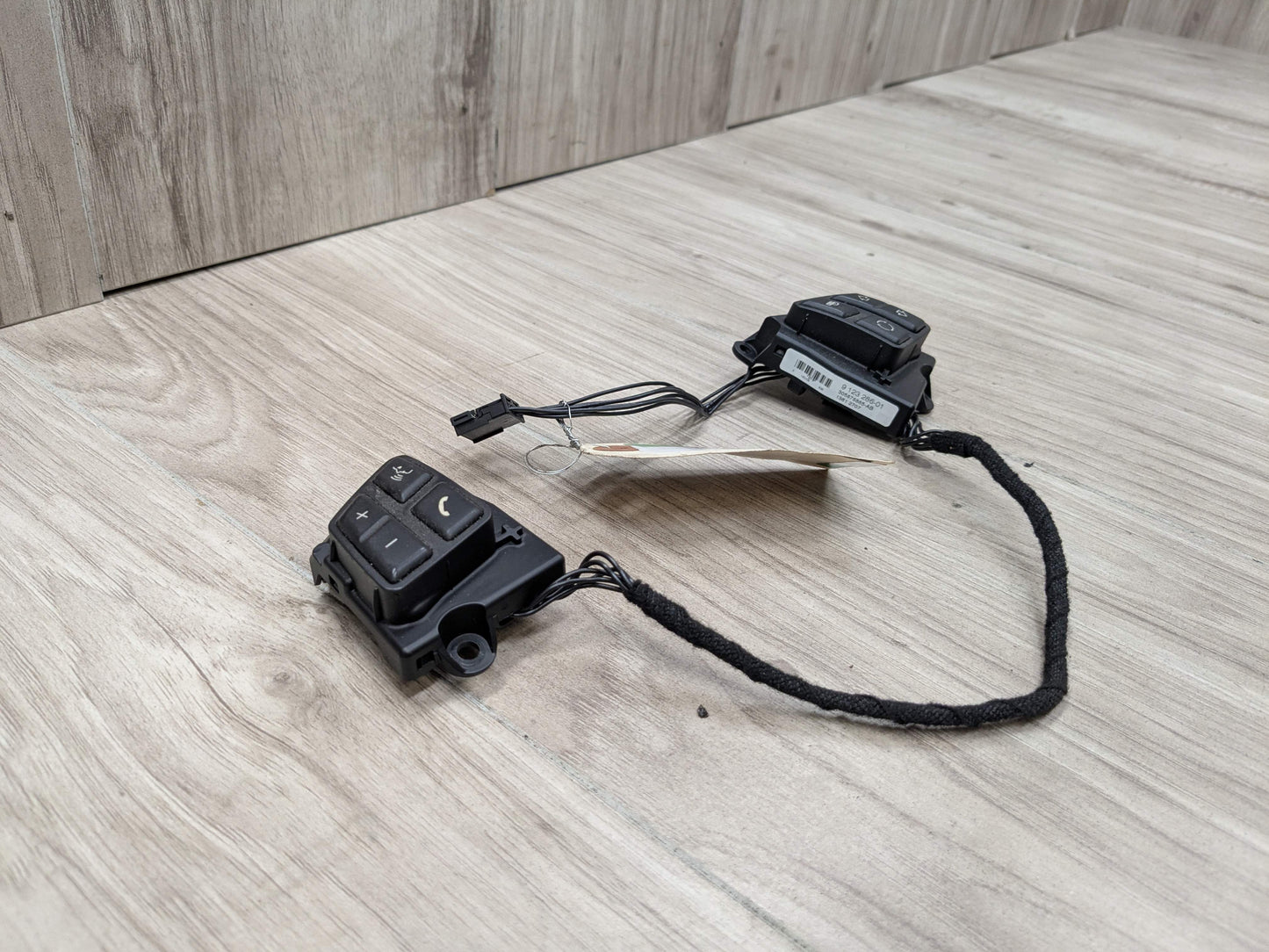 PRE-LCI OEM BMW E82 E90 E92 328 335 Multifunctional Steering Wheel Switch Button