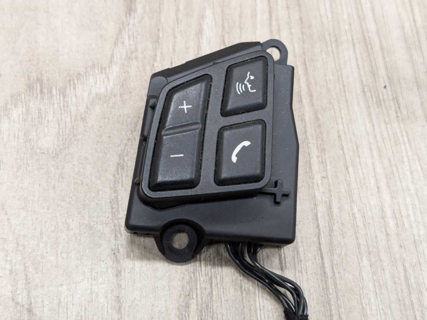 06-13 OEM BMW E82 E84 E88 E90 E92 E93 Steering Wheel Multifunction Button Switch