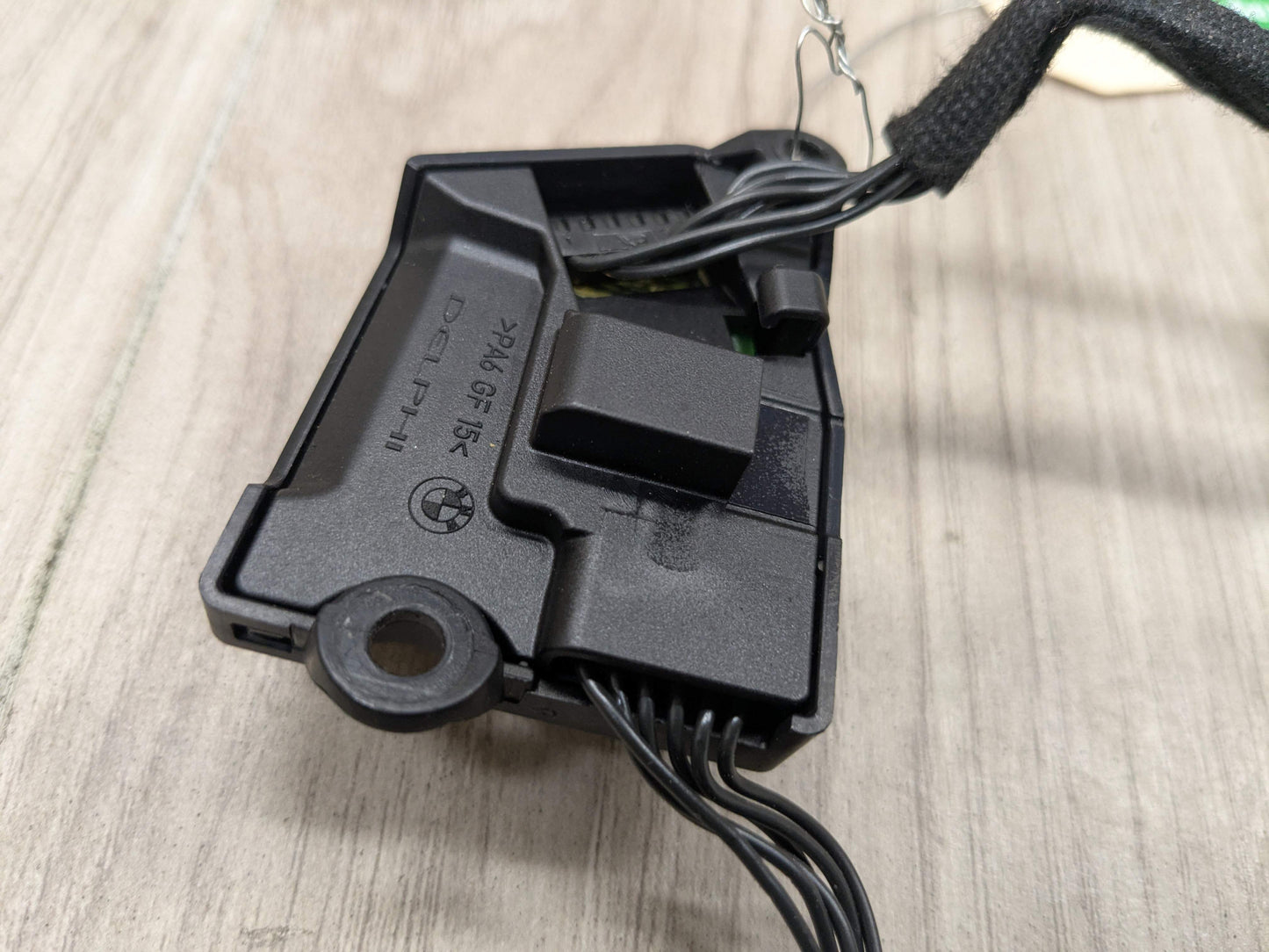 06-13 OEM BMW E82 E84 E88 E90 E92 E93 Steering Wheel Multifunction Button Switch