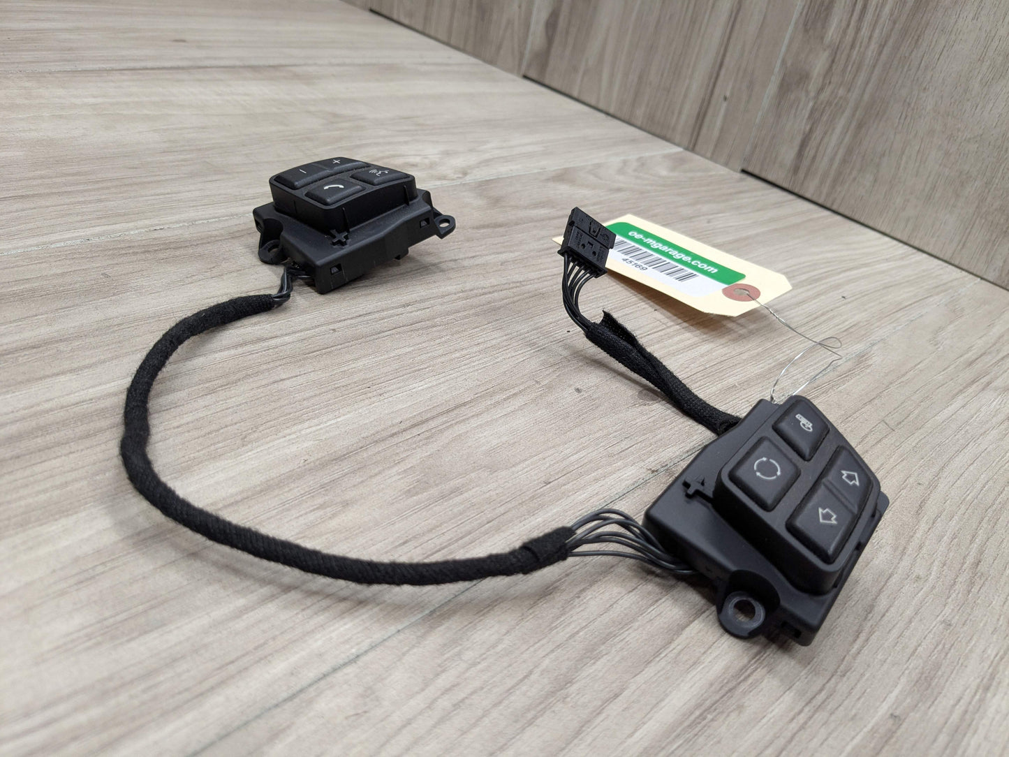 06-13 OEM BMW E82 E84 E88 E90 E92 E93 Steering Wheel Multifunction Button Switch