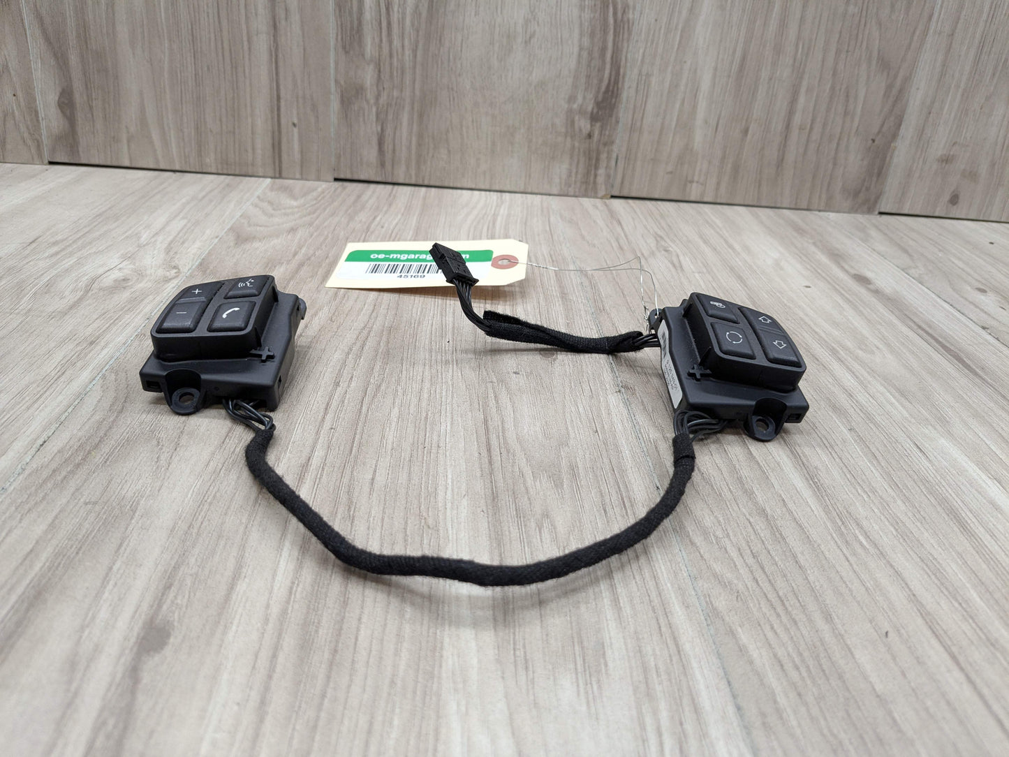 06-13 OEM BMW E82 E84 E88 E90 E92 E93 Steering Wheel Multifunction Button Switch