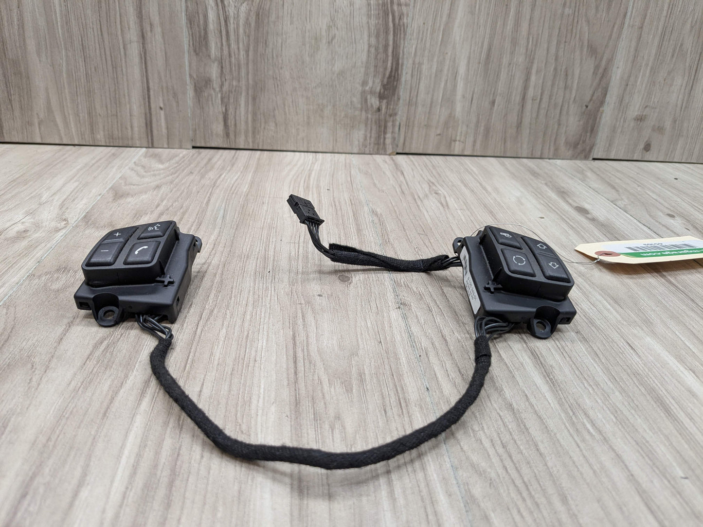 06-13 OEM BMW E82 E84 E88 E90 E92 E93 Steering Wheel Multifunction Button Switch