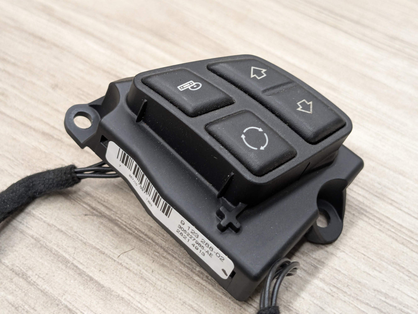 OEM BMW E82 E88 E90 E92 E93 Steering Wheel Multi Function Control Switch Module