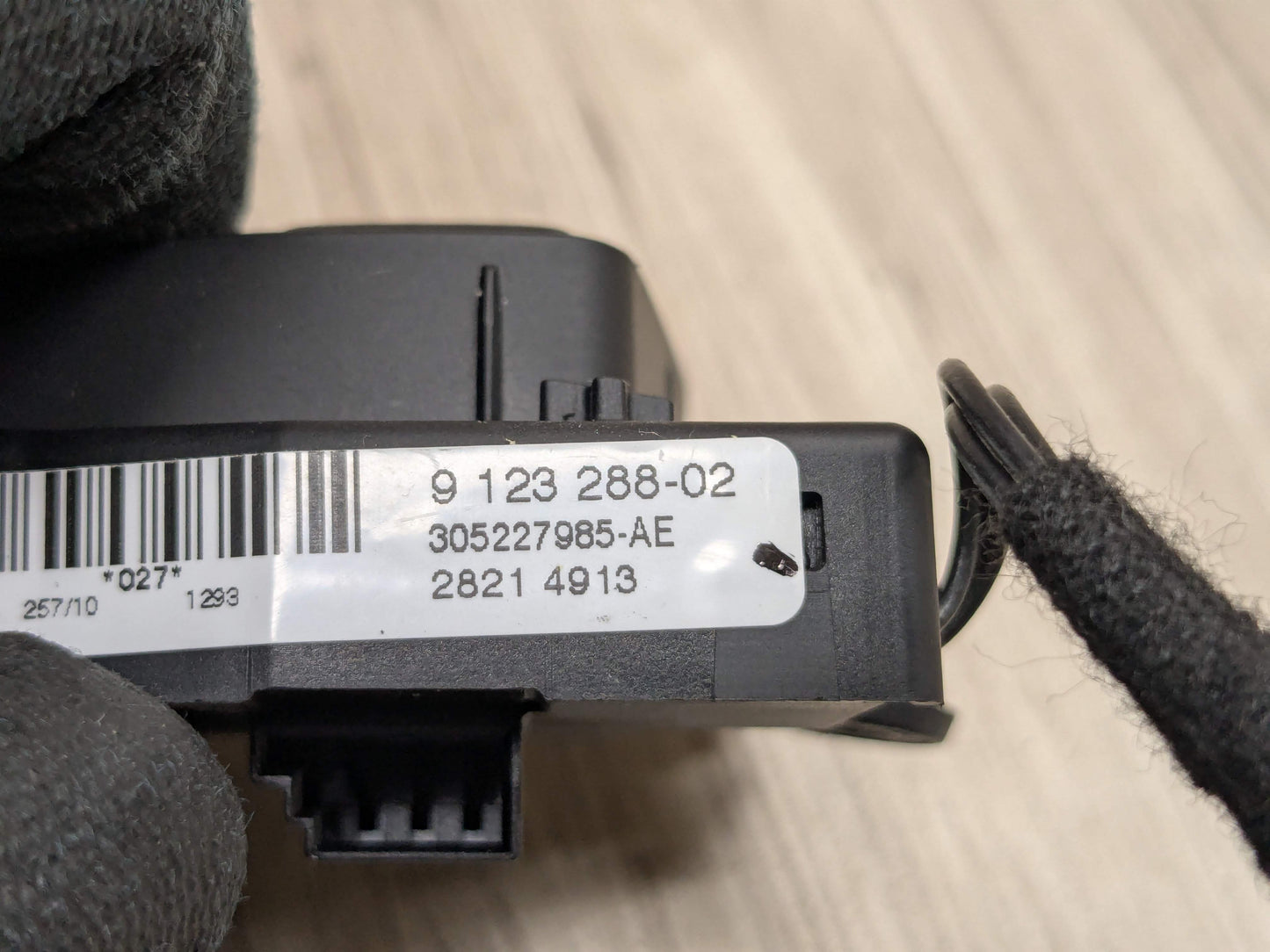 OEM BMW E82 E88 E90 E92 E93 Steering Wheel Multi Function Control Switch Module