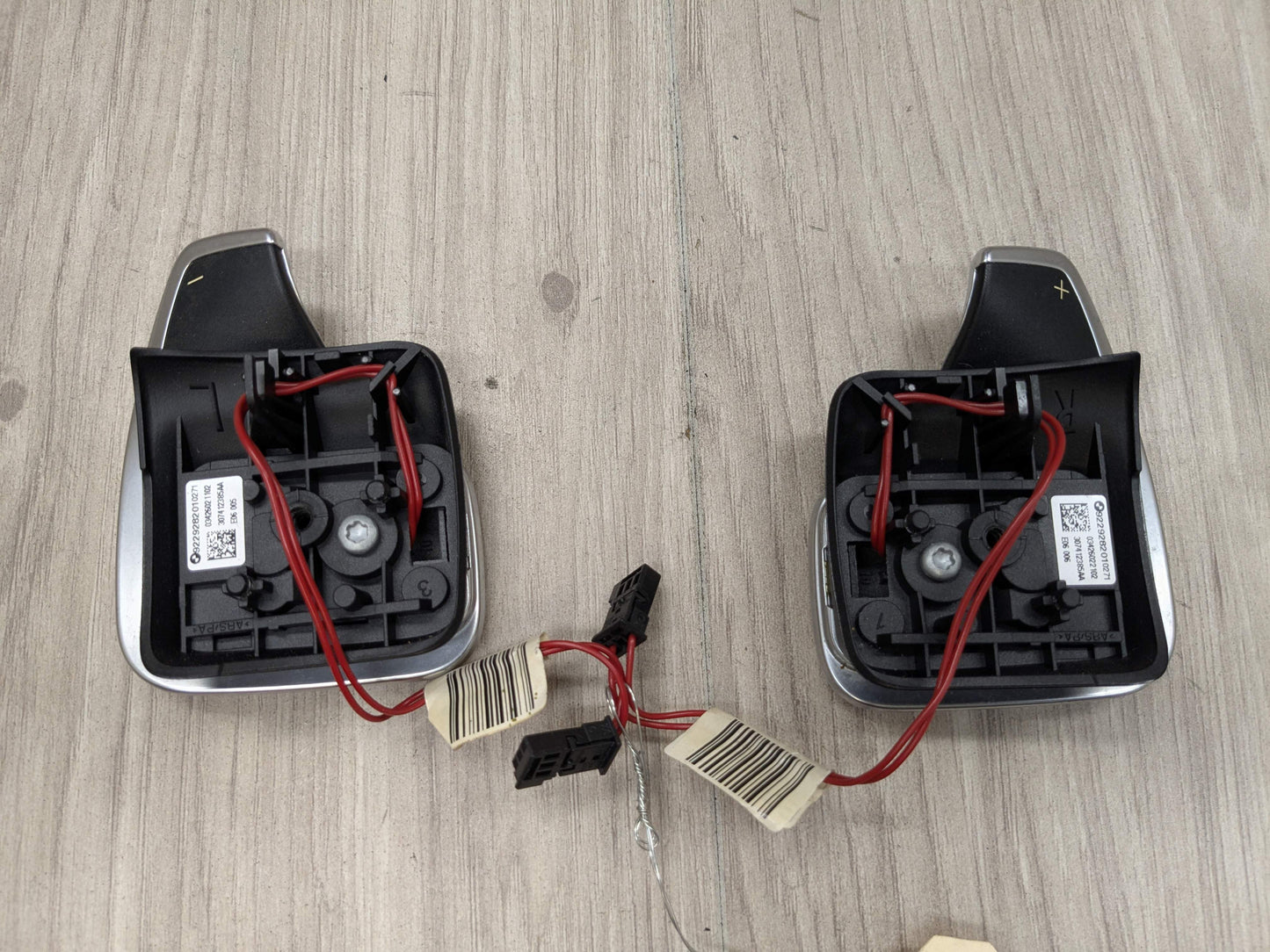 OEM BMW E82 E88 E90 E92 E93 135 328 335 LCI AT Paddle Shifters Plus Minus SET