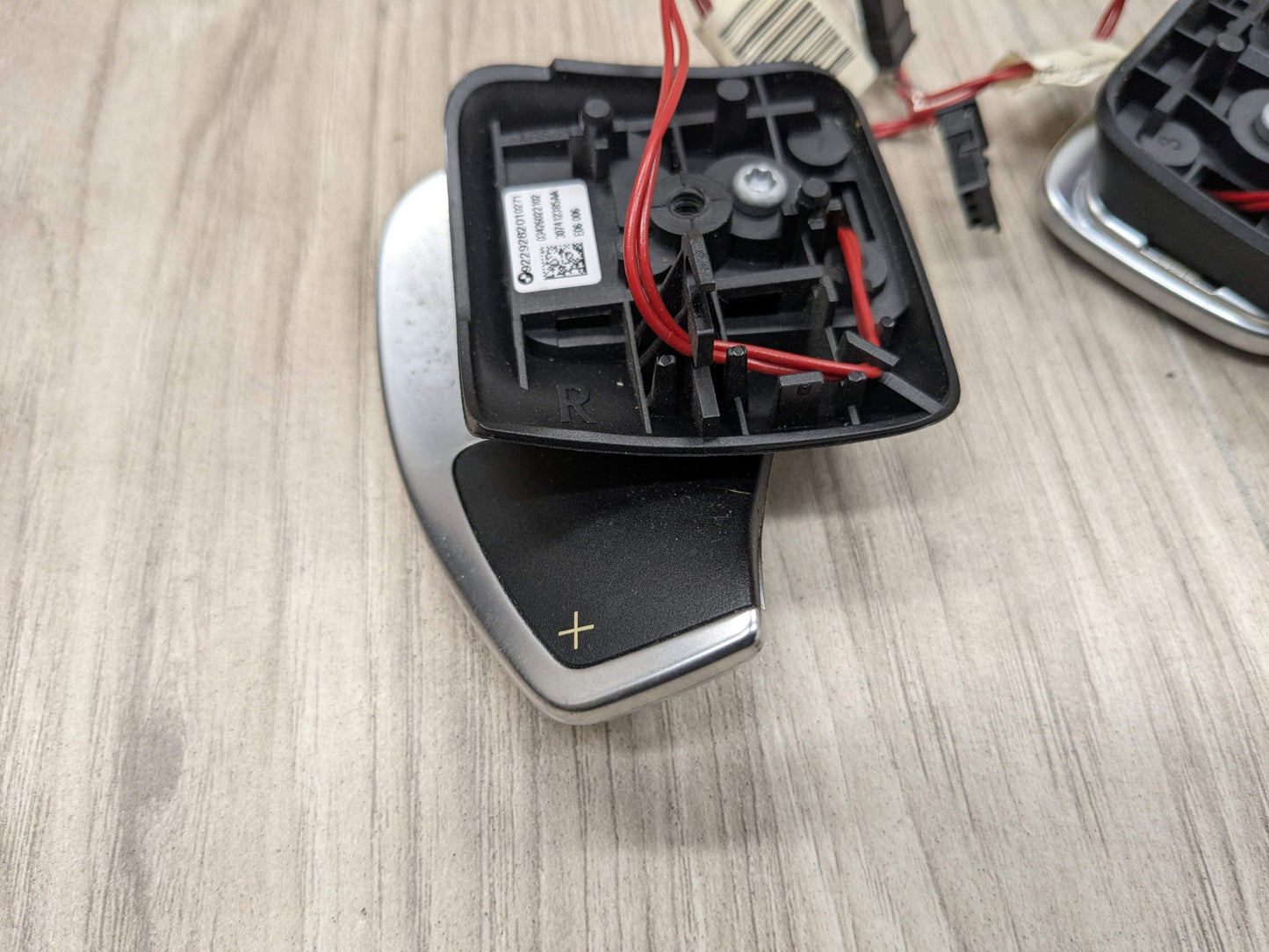 OEM BMW E82 E88 E90 E92 E93 135 328 335 LCI AT Paddle Shifters Plus Minus SET