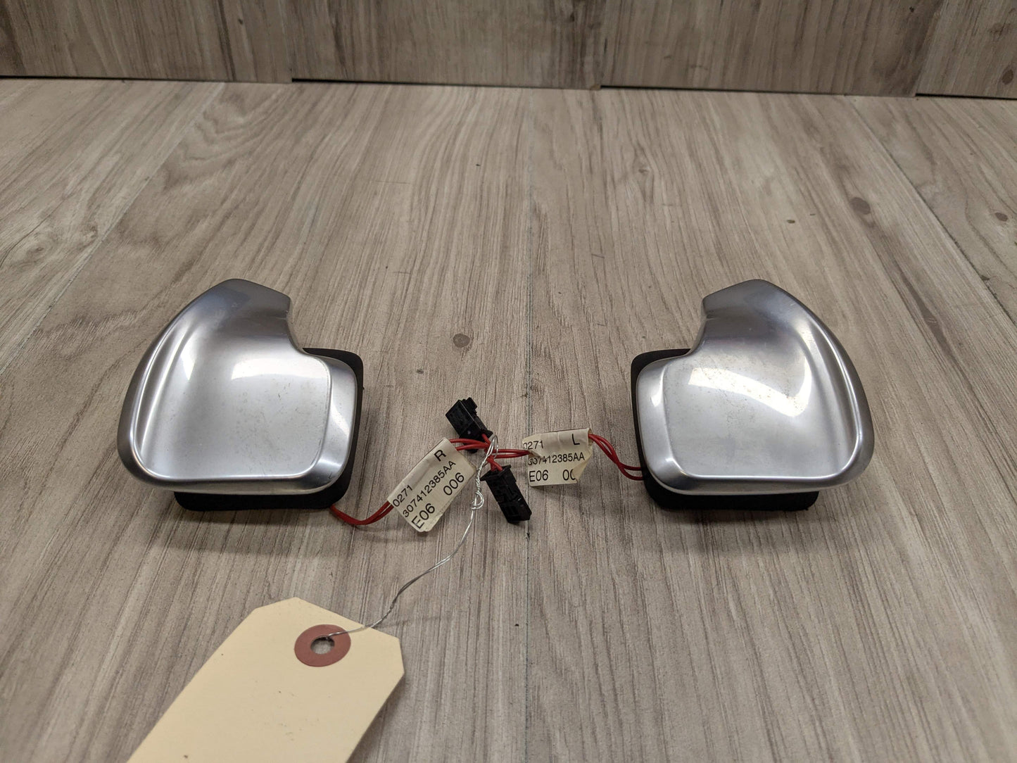 OEM BMW E82 E88 E90 E92 E93 135 328 335 LCI AT Paddle Shifters Plus Minus SET