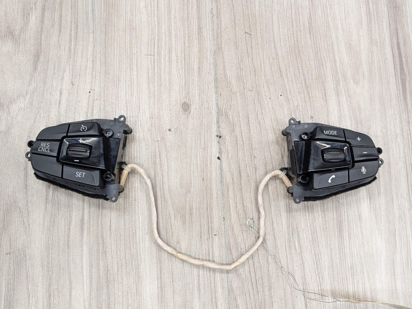 17-20 OEM BMW G30 530 540 M550 Multifunctional Steering Wheel Switch Button