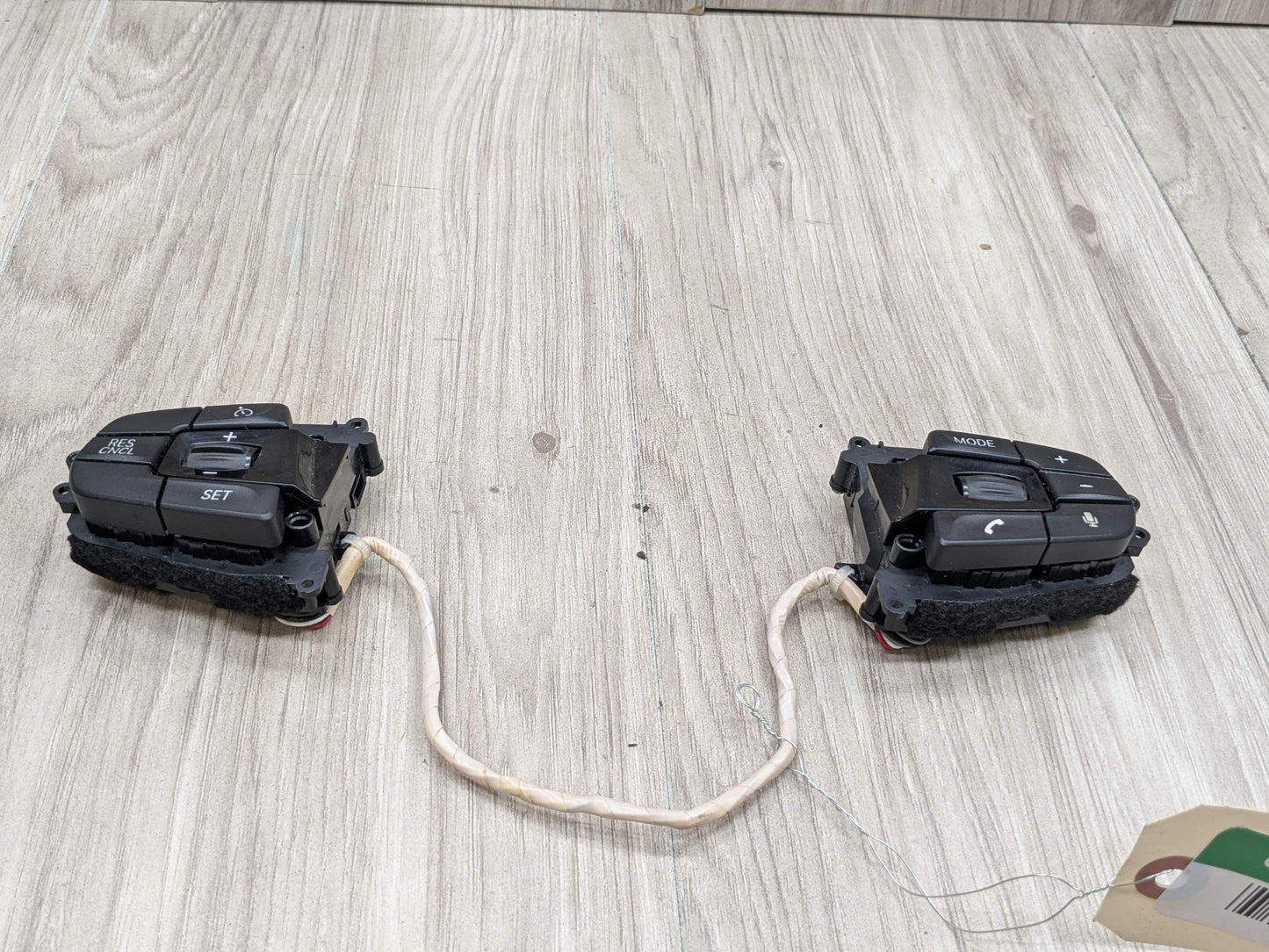 17-20 OEM BMW G30 530 540 M550 Multifunctional Steering Wheel Switch Button