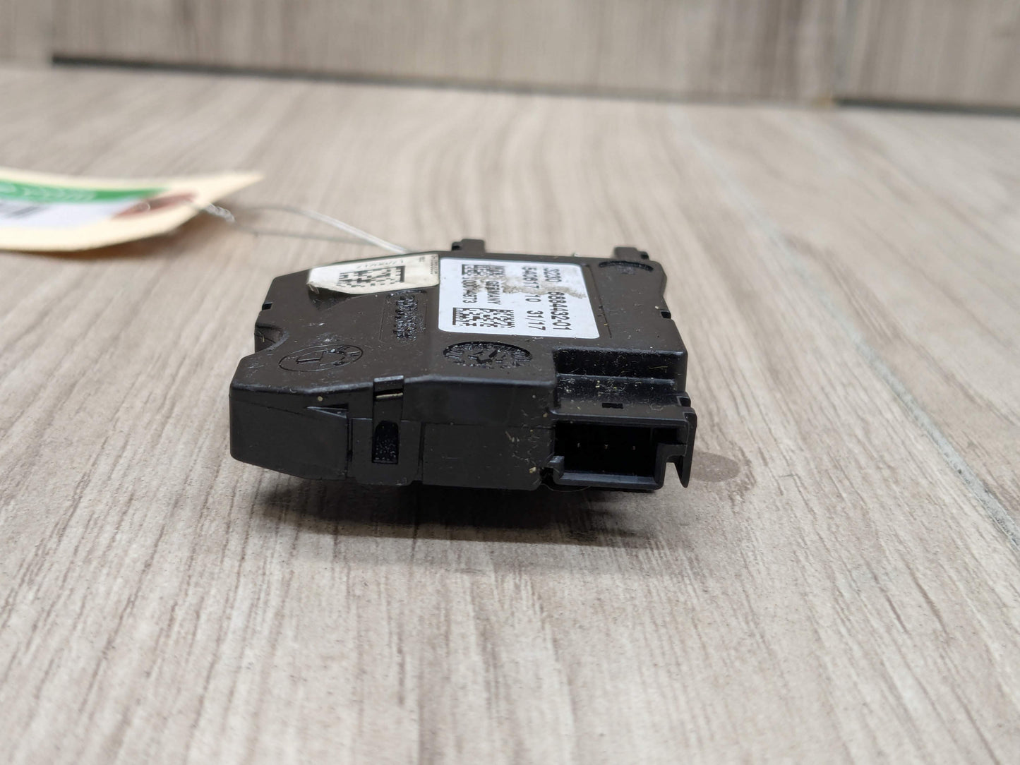 OEM BMW G01 G05 G12* G16 G30 X3 X5 BASE Steering Wheel Electronics Module