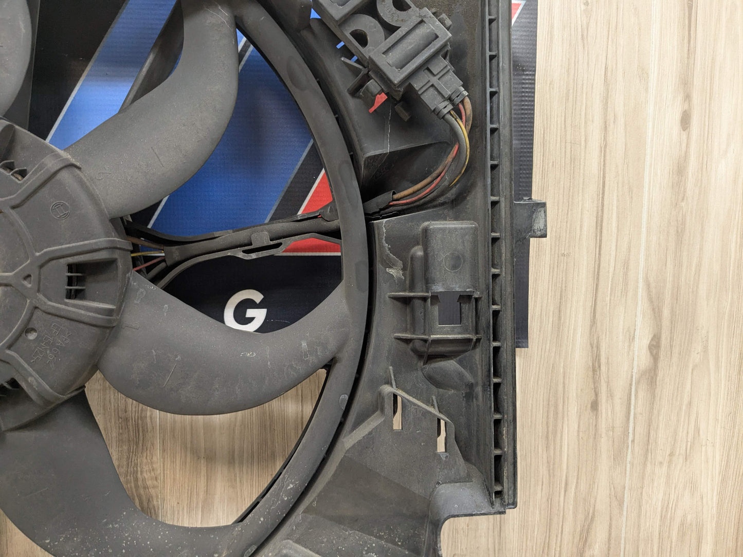 OEM BMW E82 E88 E90 E92 E93 Engine N54 N55 Radiator Auxiliary Fan Shroud 600W