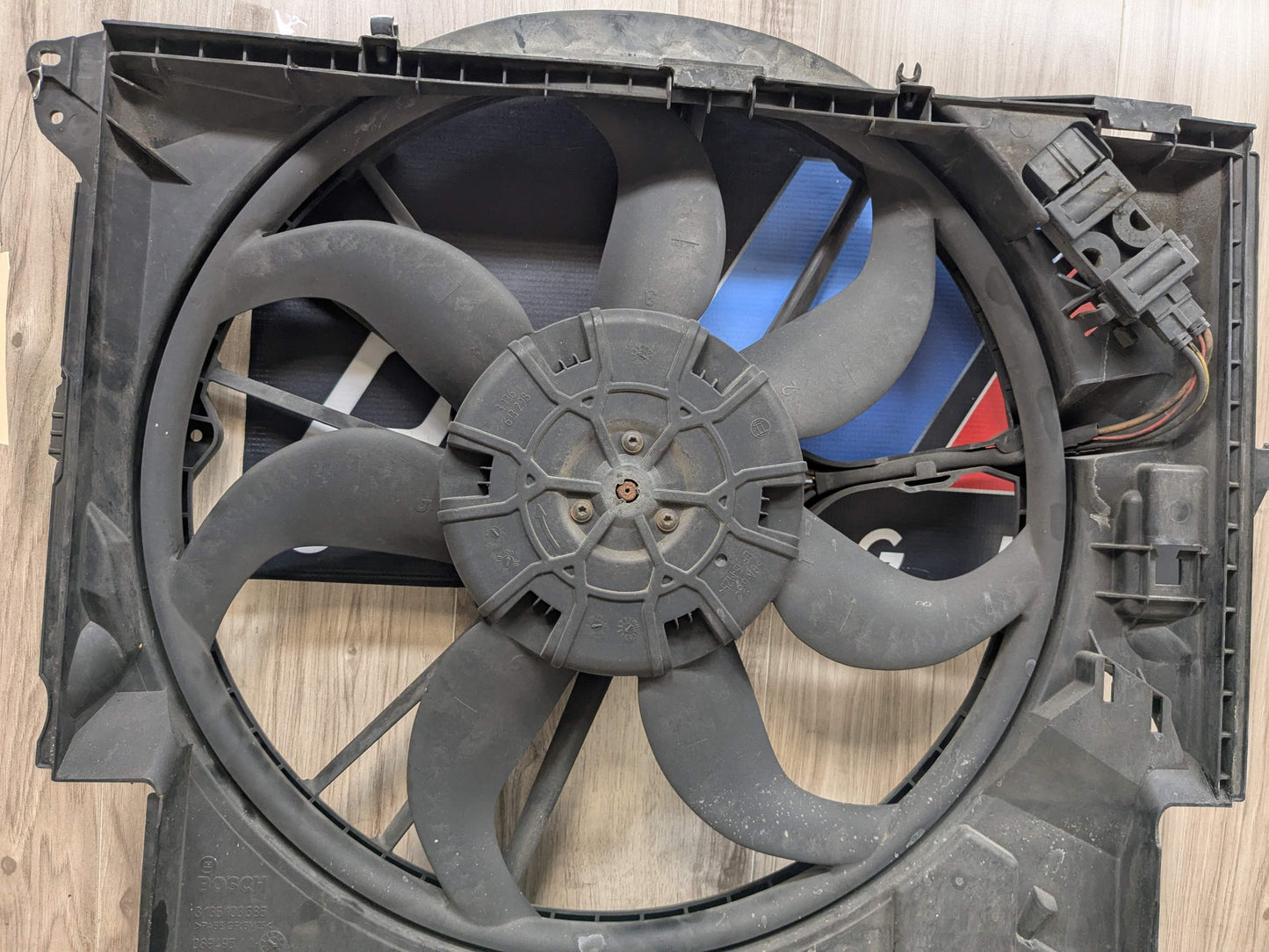 OEM BMW E82 E88 E90 E92 E93 Engine N54 N55 Radiator Auxiliary Fan Shroud 600W