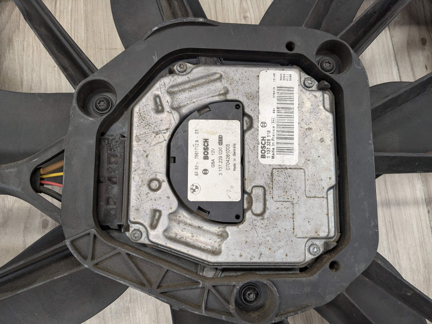 OEM BMW E82 E88 E90 E92 E93 Engine N54 N55 Radiator Auxiliary Fan Shroud 600W