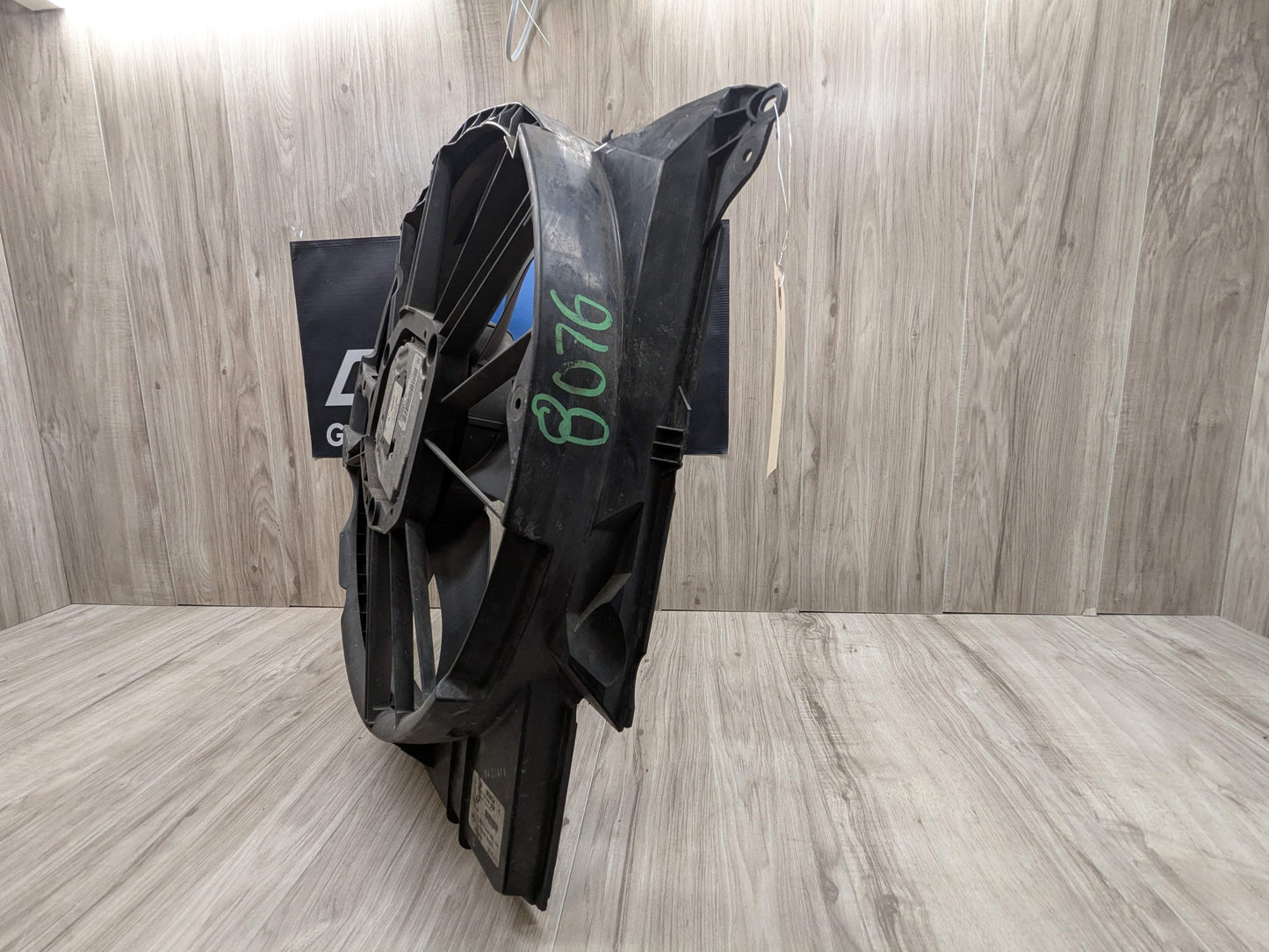 OEM BMW E82 E88 E90 E92 E93 Engine N54 N55 Radiator Auxiliary Fan Shroud 600W