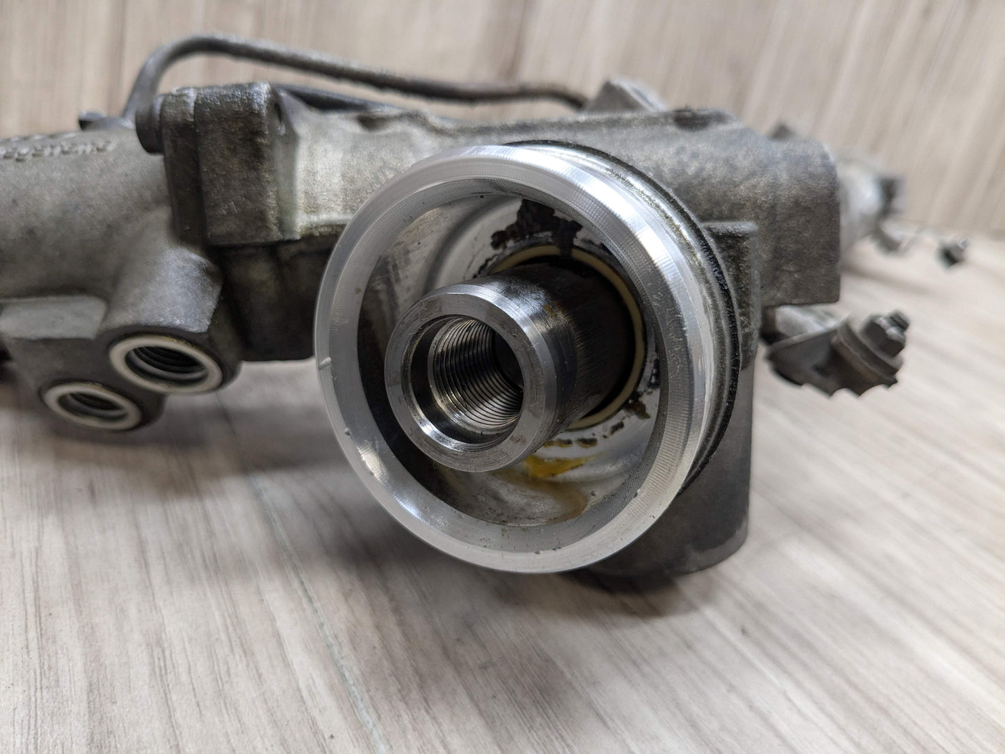 OEM BMW E82 E88 E90 E92 E93 328 335 RWD Power Steering Gear Rack and Pinion L5