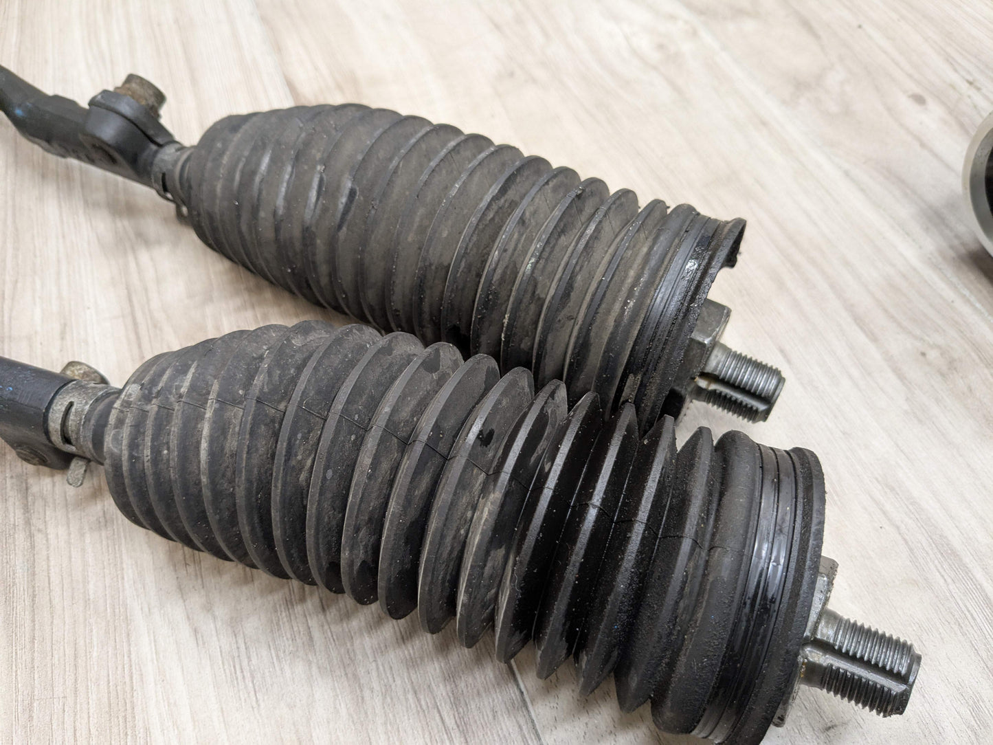 OEM BMW E82 E88 E90 E92 E93 328 335 RWD Power Steering Gear Rack and Pinion L5