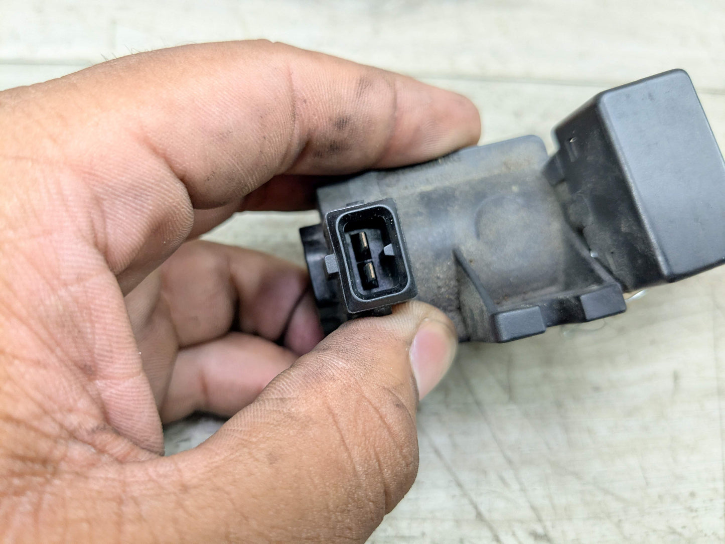 OEM BMW E82 E90 E92 F10 F30 Turbo Charger Air Pressure Boost Solenoid Valve