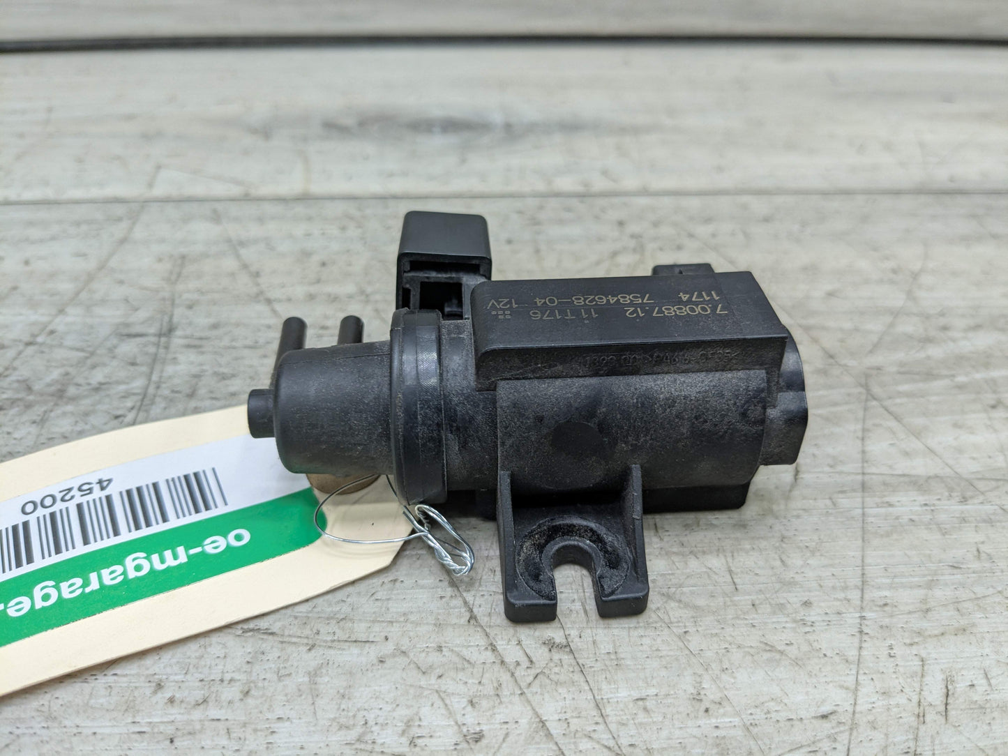 OEM BMW E82 E90 E92 F10 F30 Turbo Charger Air Pressure Boost Solenoid Valve