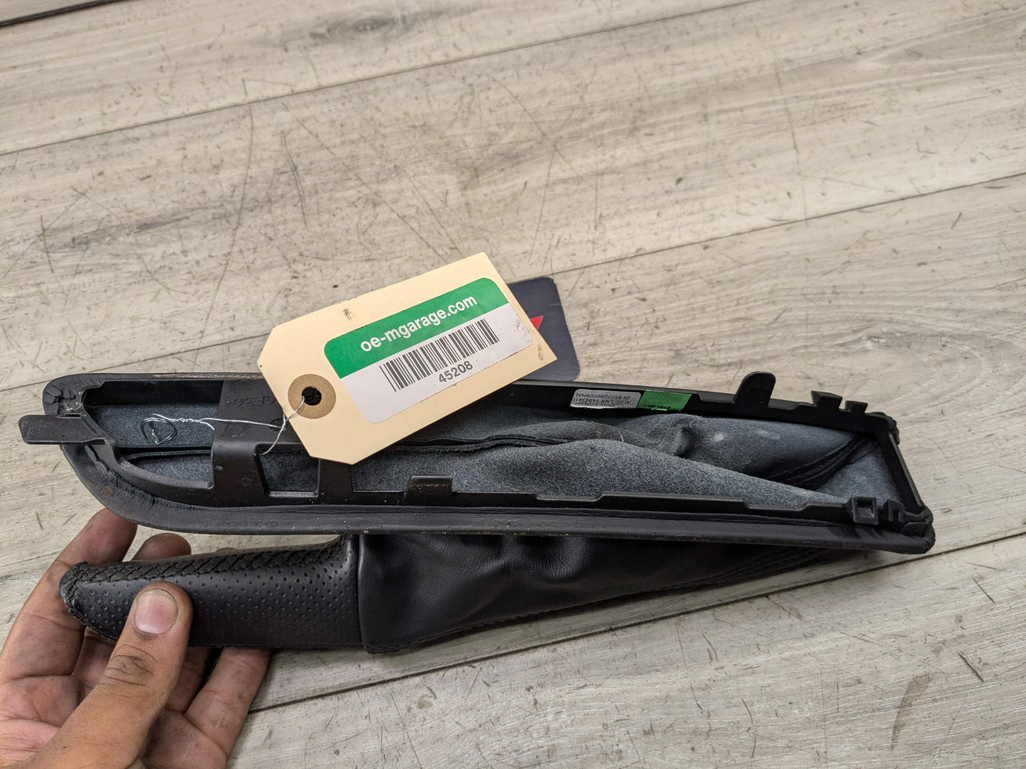 08-13 OEM BMW E88 E82 128 135 Boot Hand Brake Handle Perforated Leather Black