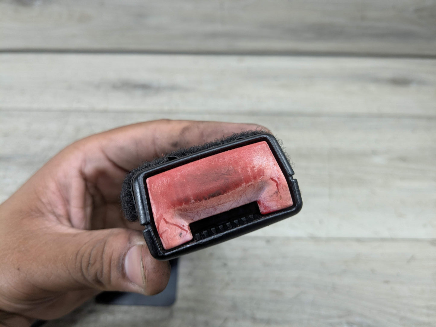 OEM BMW E82 E84 E88 E89 E90 E92 Front Left Driver Seat Belt Buckle Tensioner