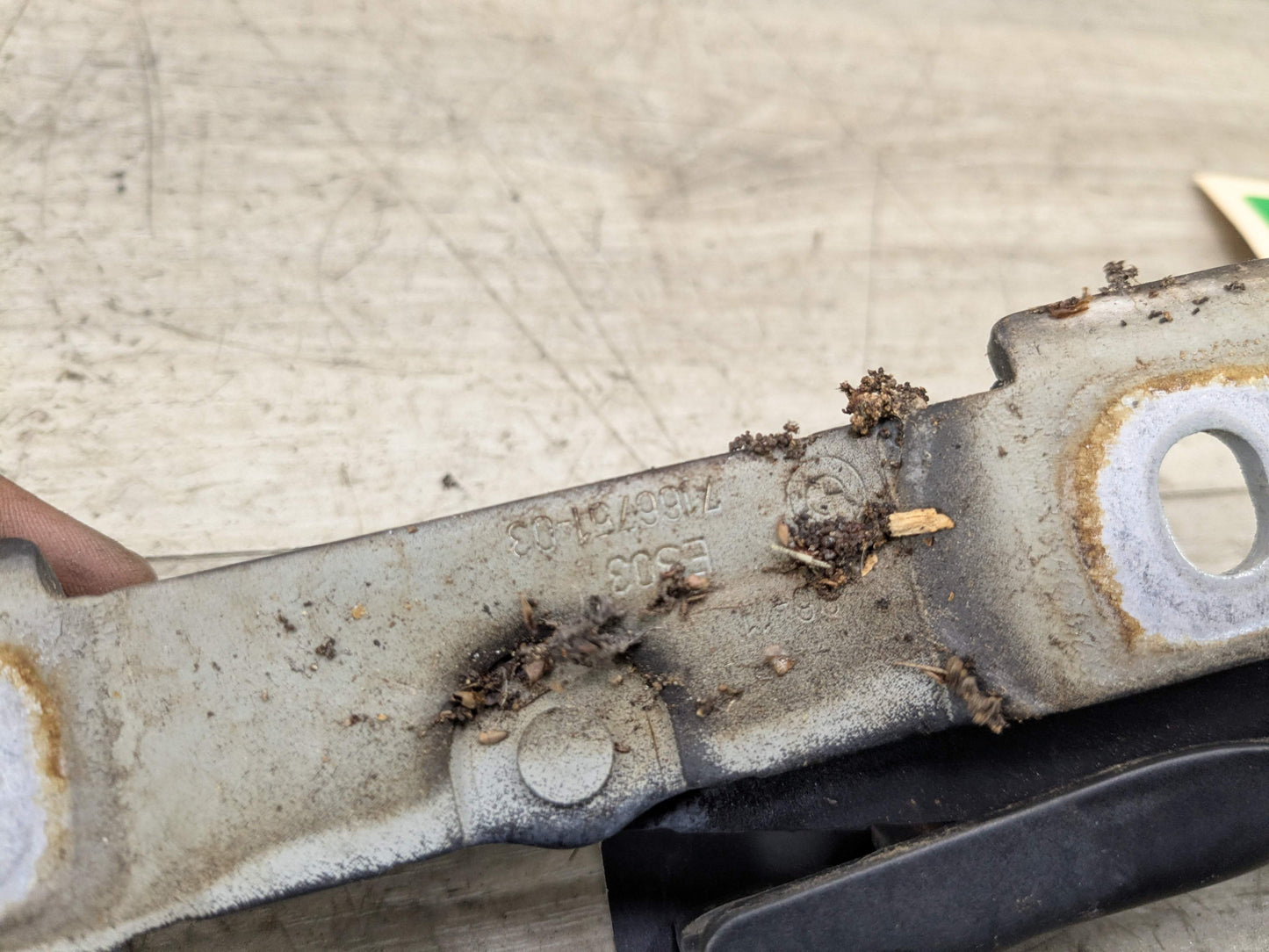 08-13 OEM BMW E82 E88 128 135 Rear Left Right Trunk Lid Hinges PAIR